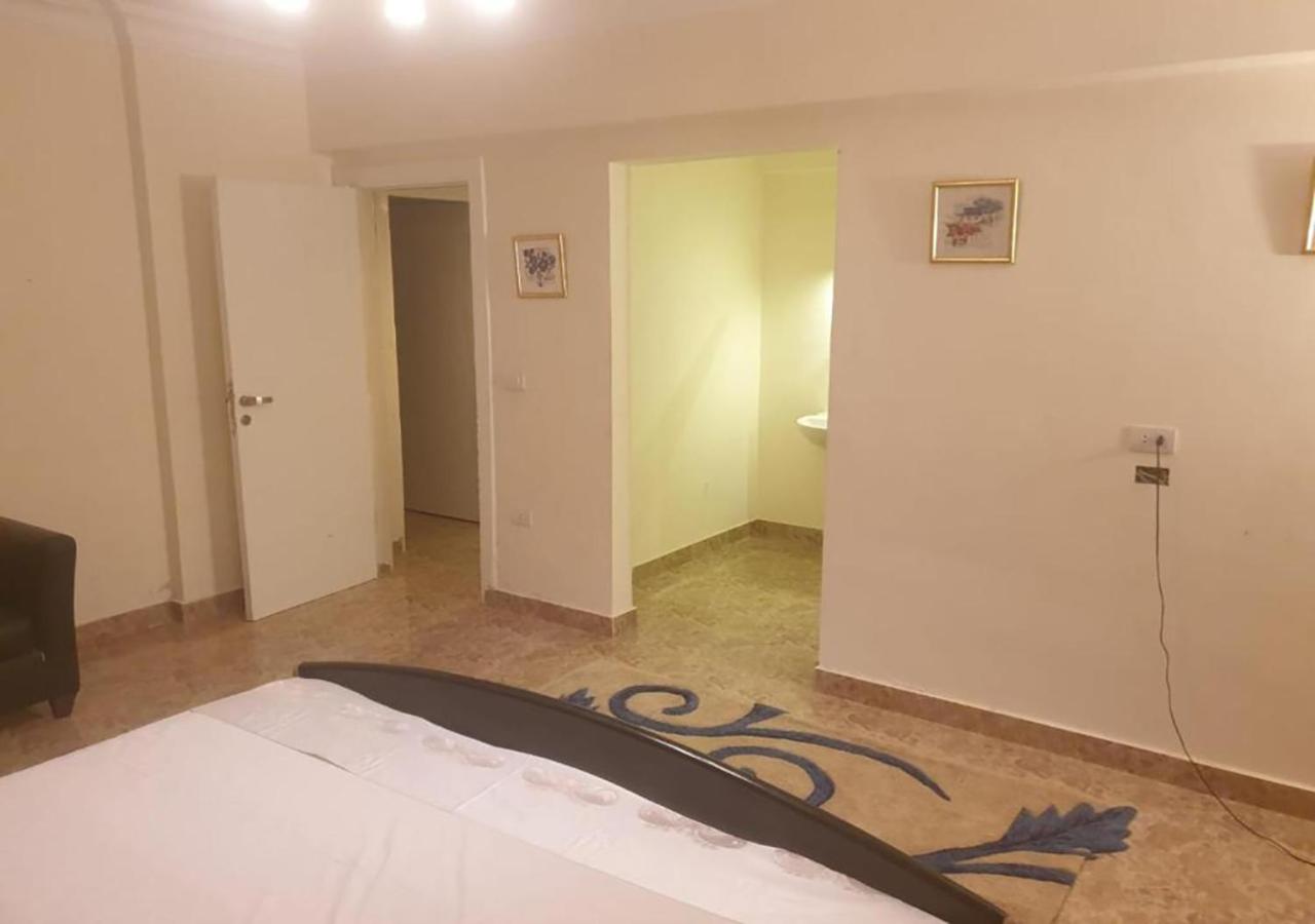 Hayat Apartments