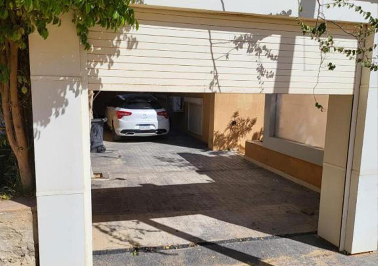 Hayat Apartments