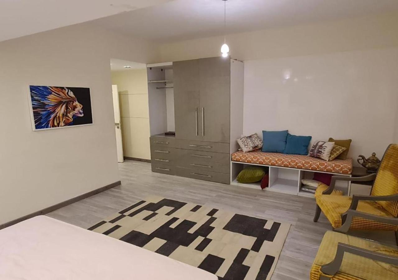 Hayat Apartments