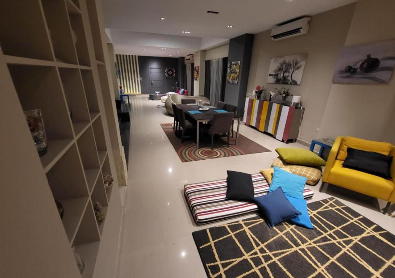 Hayat Apartments