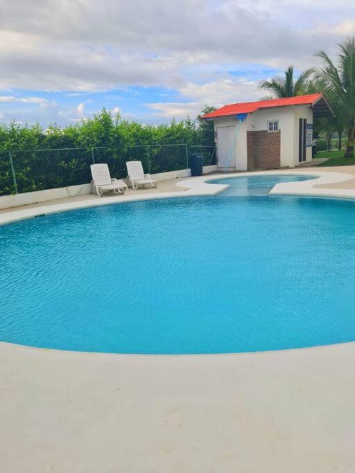 Front Beach apartment