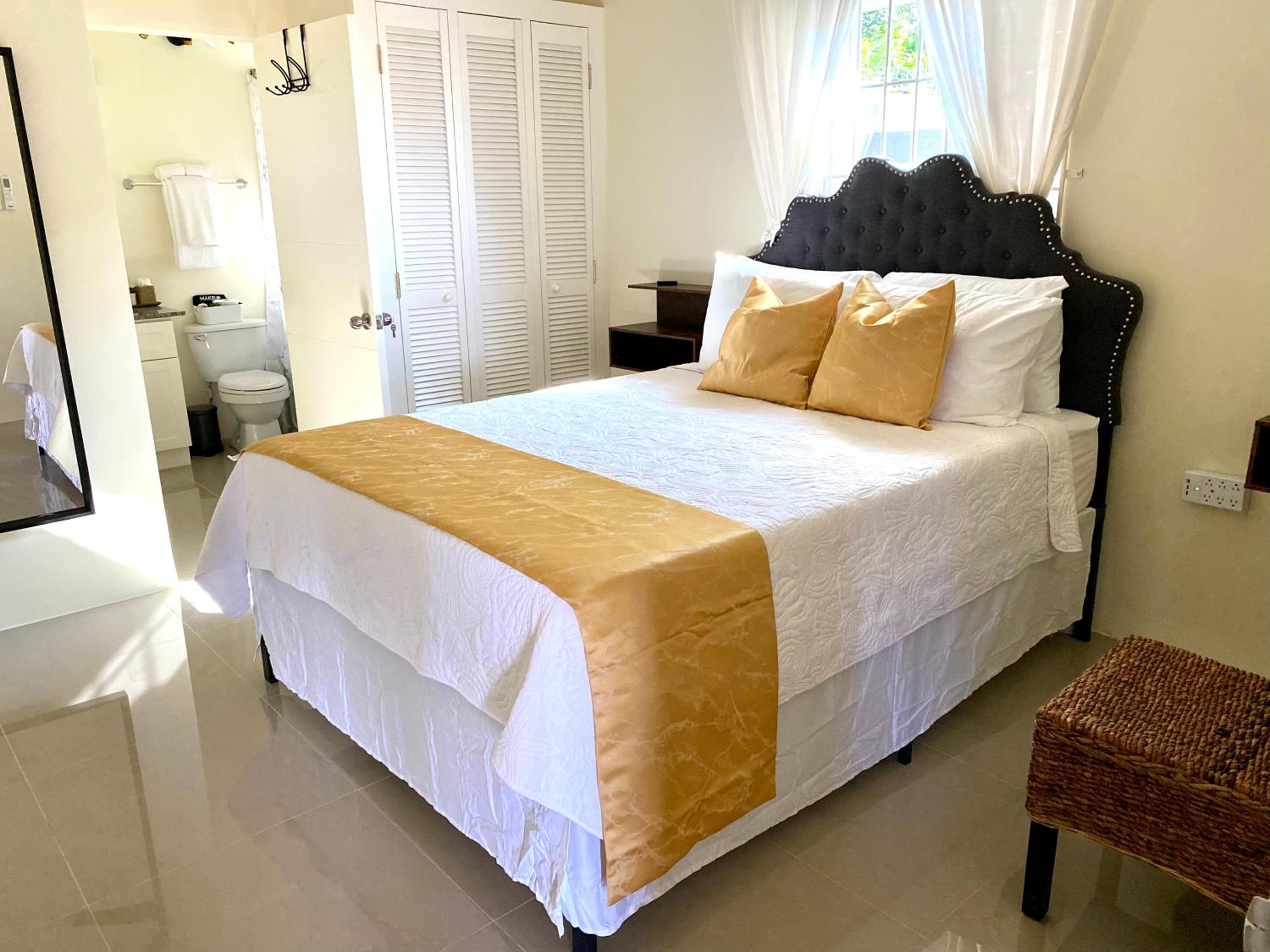 Sir Frederick's Villa view 5