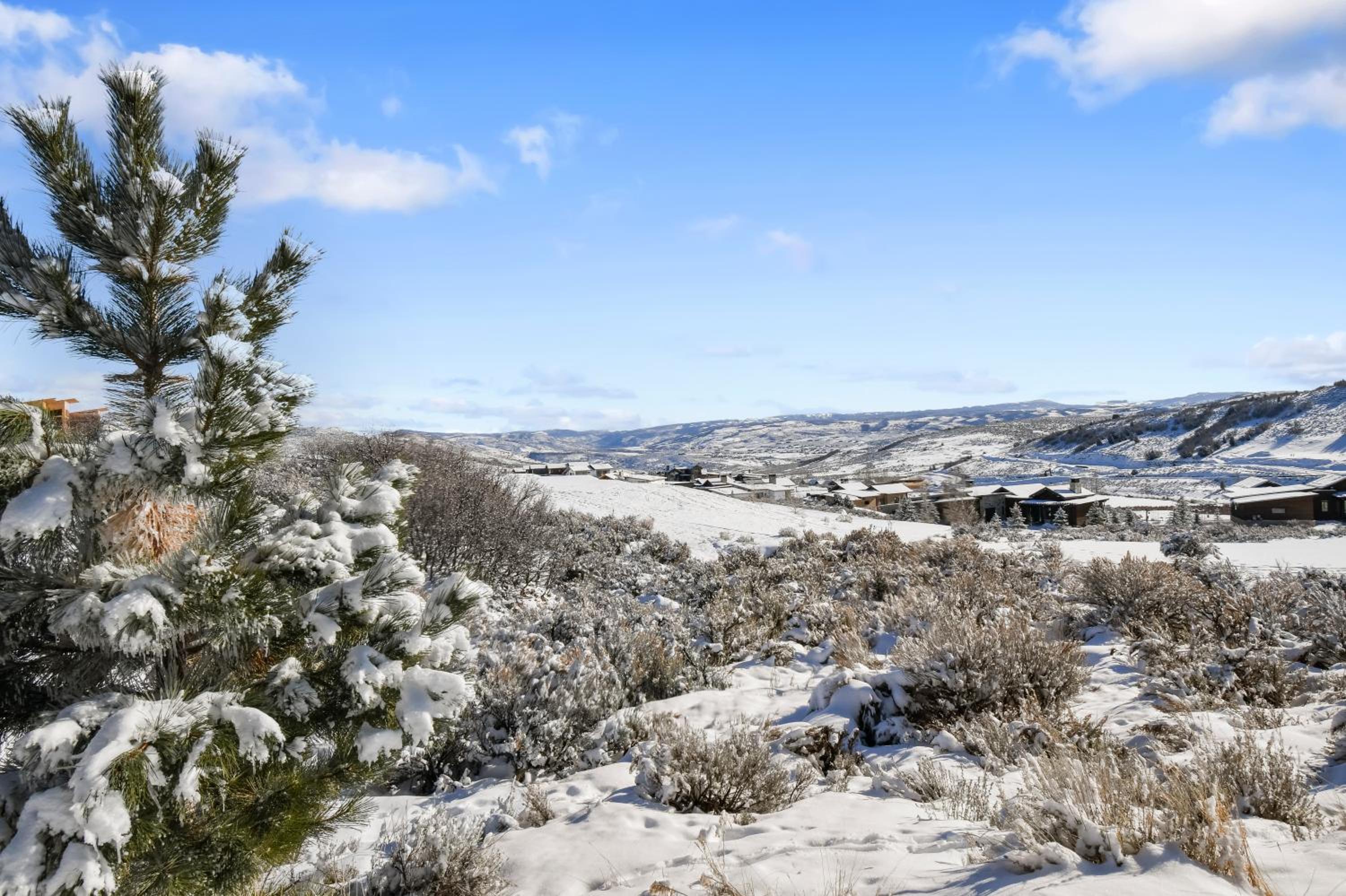 Exquisite Mountain Retreat in Tuhaye, Private Hot Tub, Mountain views