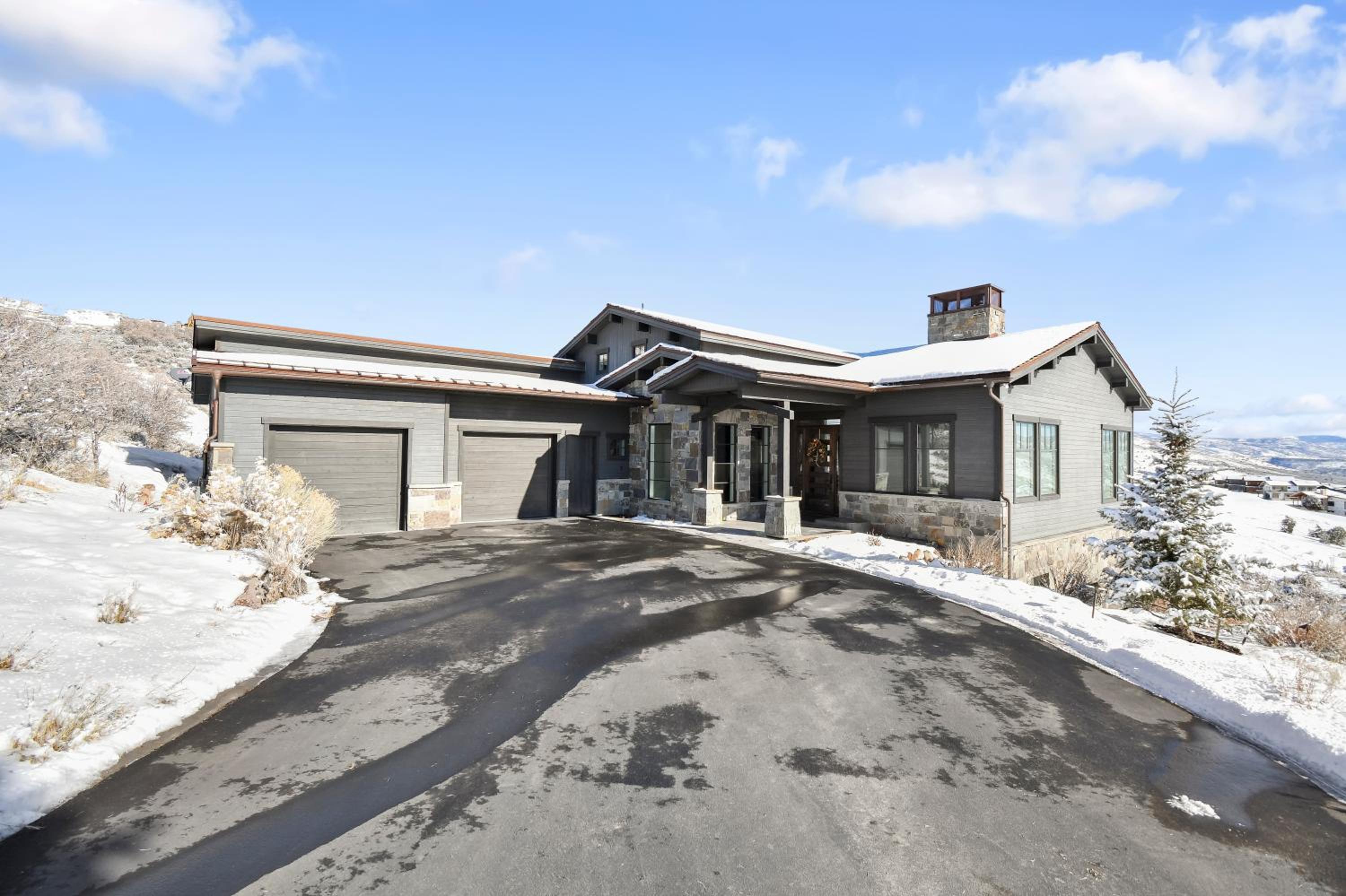 Exquisite Mountain Retreat in Tuhaye, Private Hot Tub, Mountain views