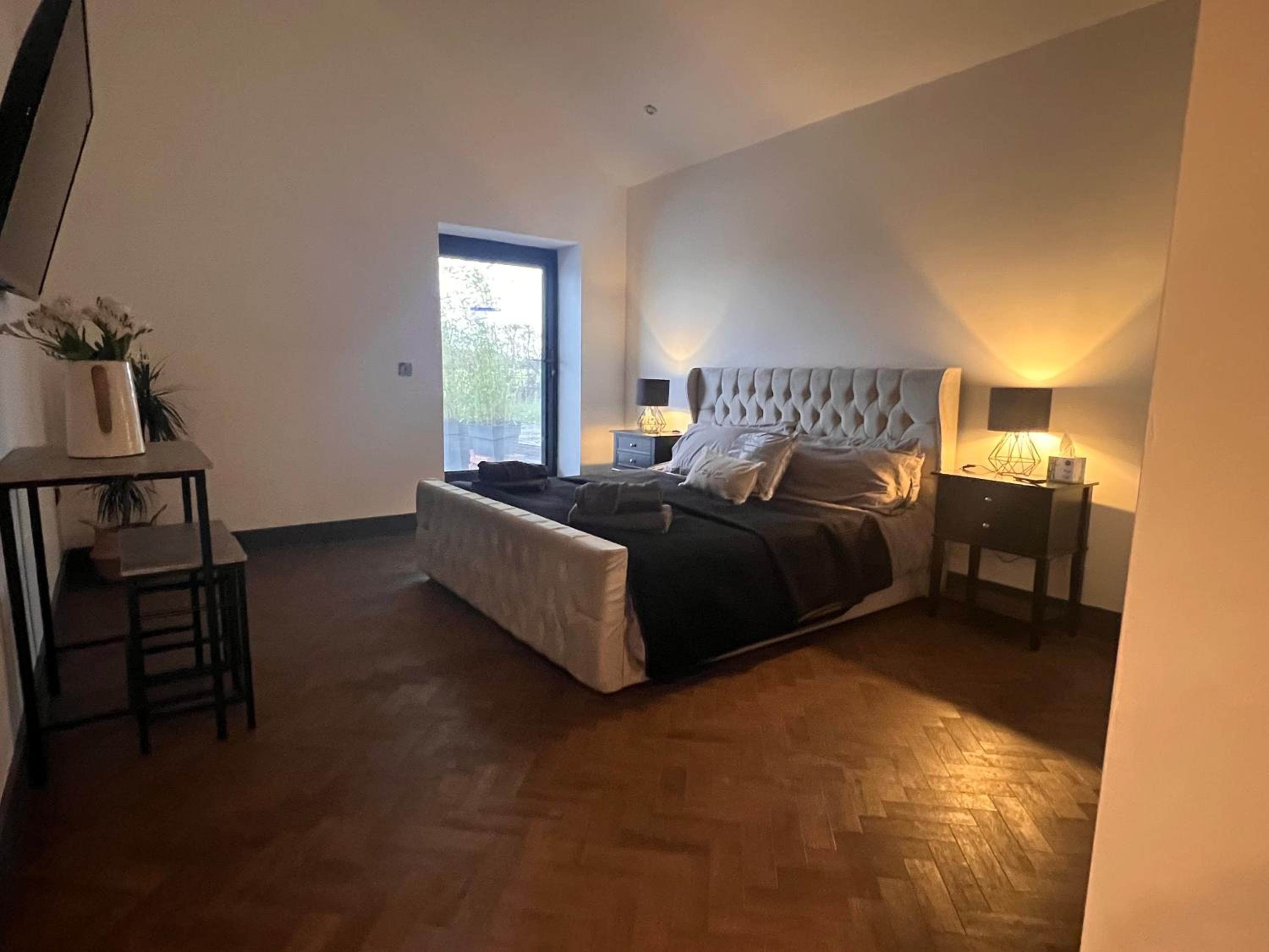 Marmalade Barn Guest Suite with wet room view 5