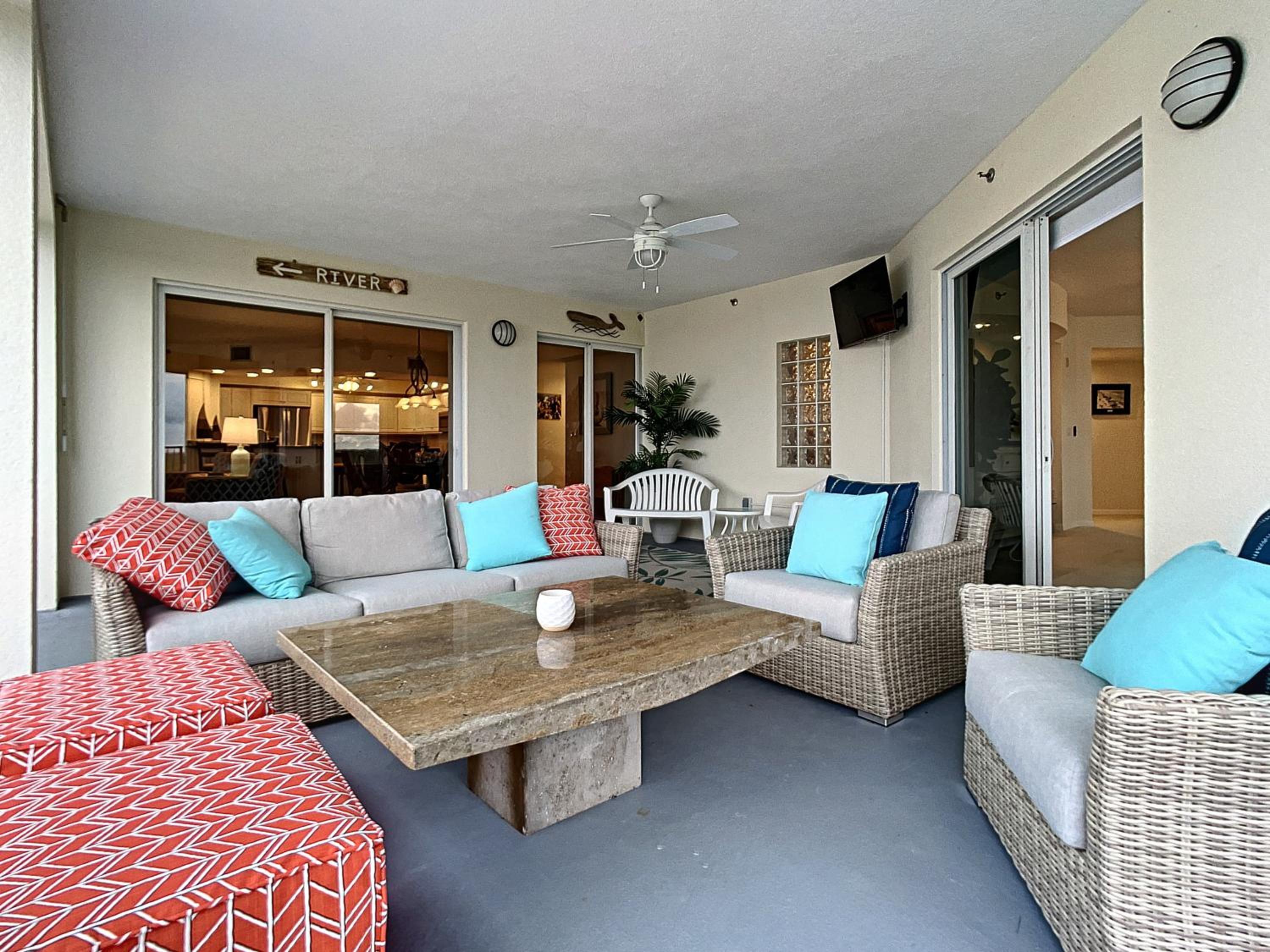 Oceanwalk Penthouse Close to Pool 2 Balconies1 large 519 sun balcony OW11-605 view 4