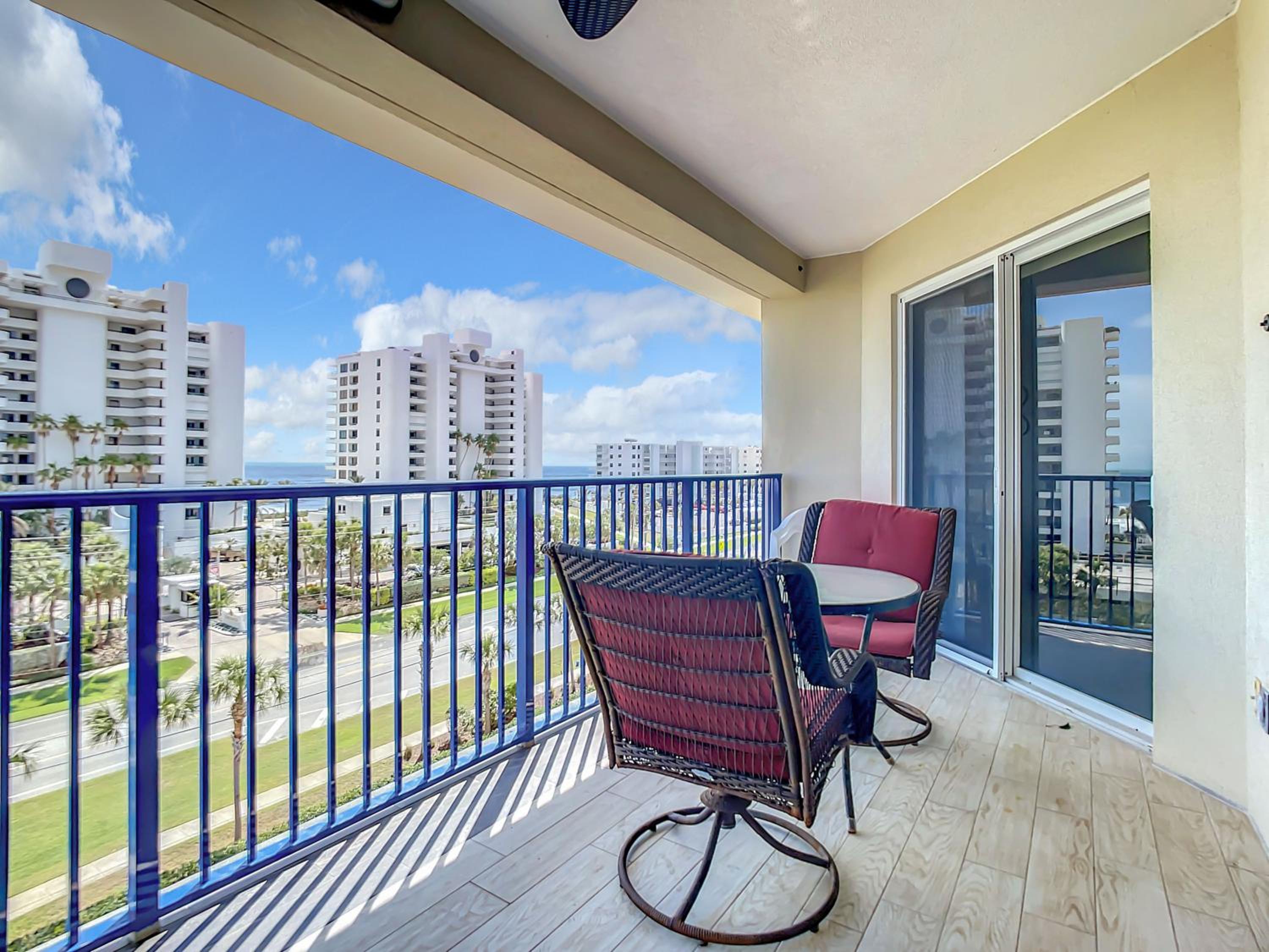 Ocean View Closest Bldg. to Pool Amenities Close to Beach Access OW12-603 view 5