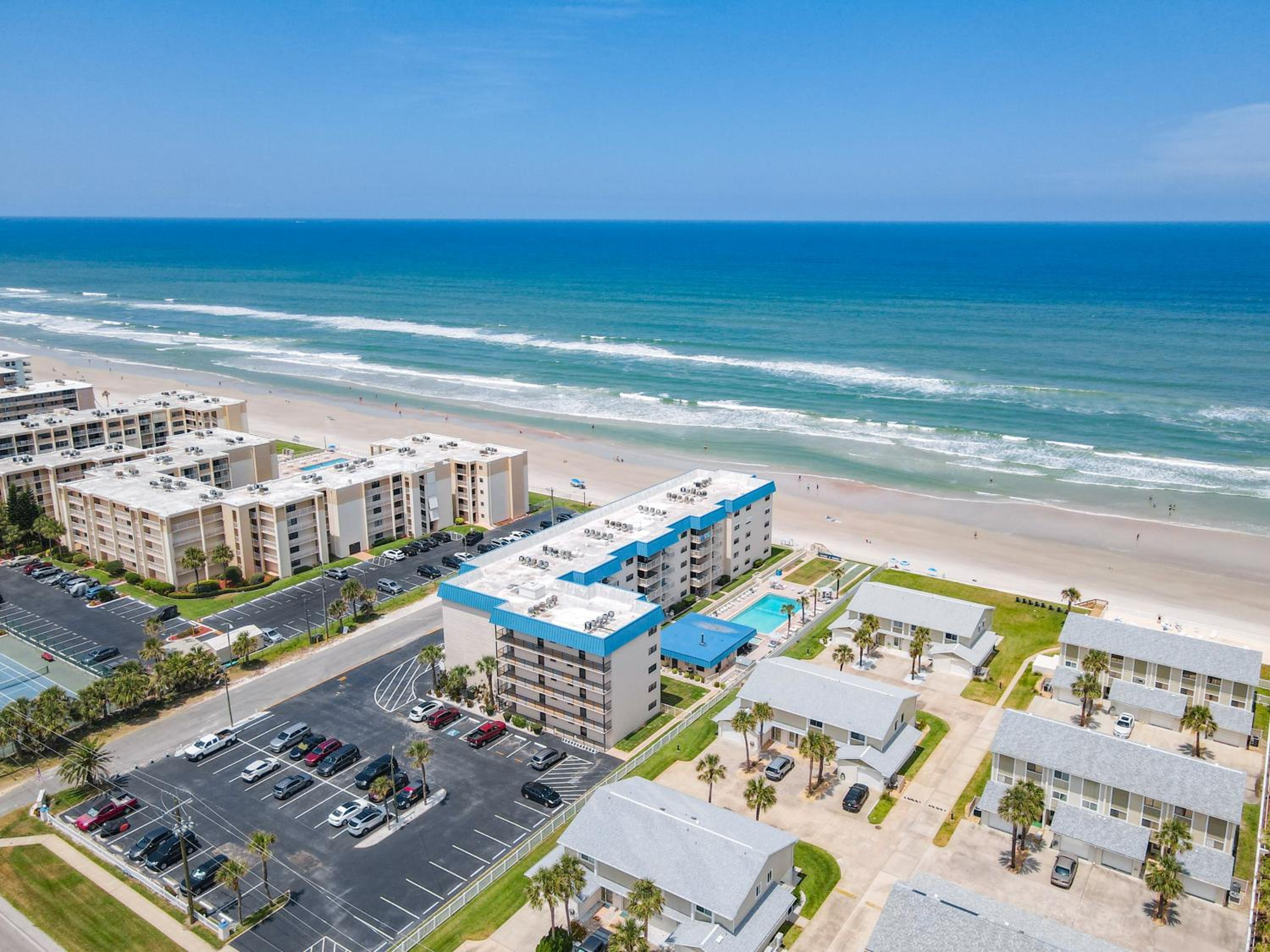 Lovely beachfront corner unit overlooking pool and clubhouse ~ HA501