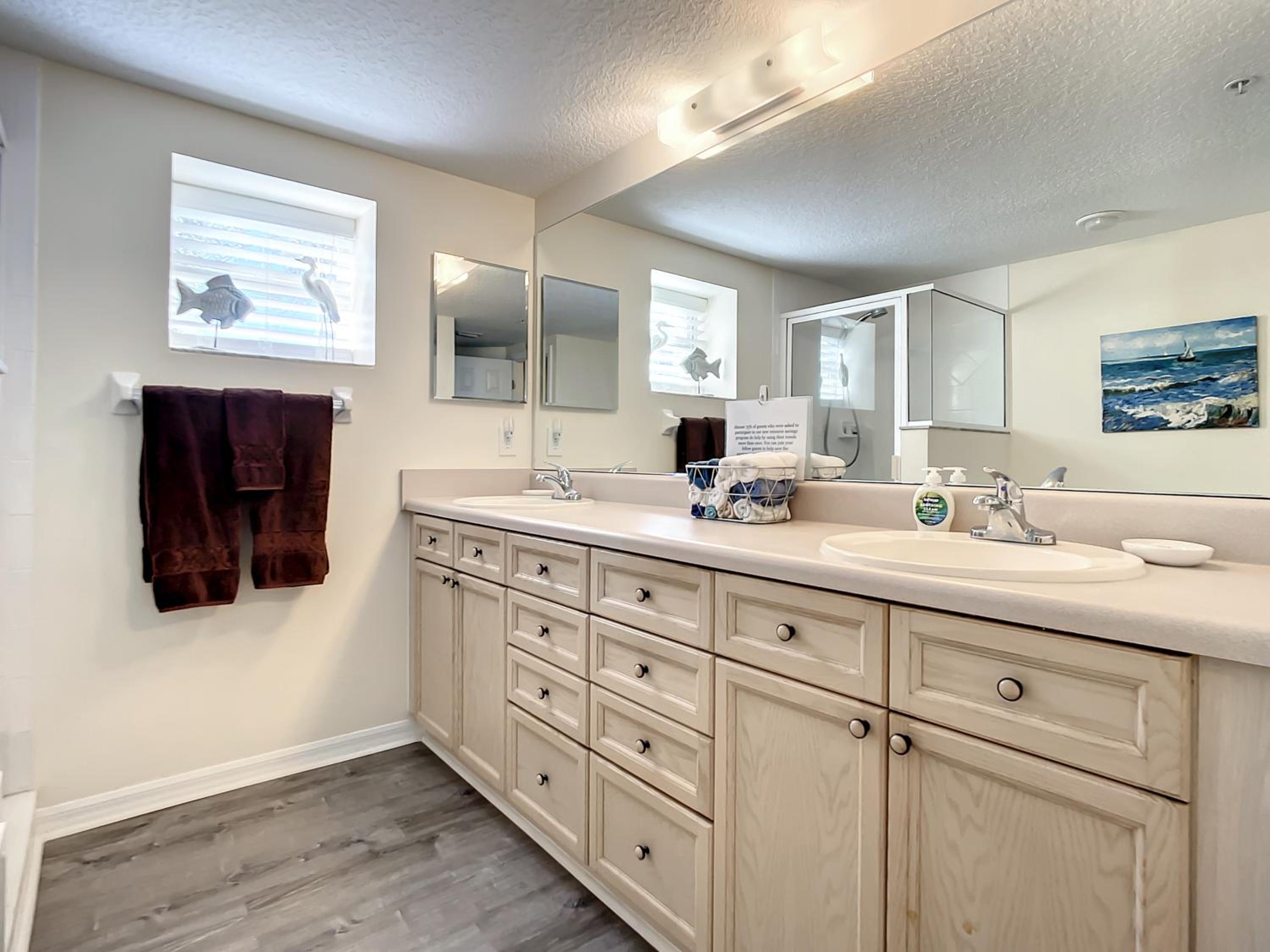 Gorgeous Oceanwalk Condo on the corner with superb views of the ocean. OW1-201