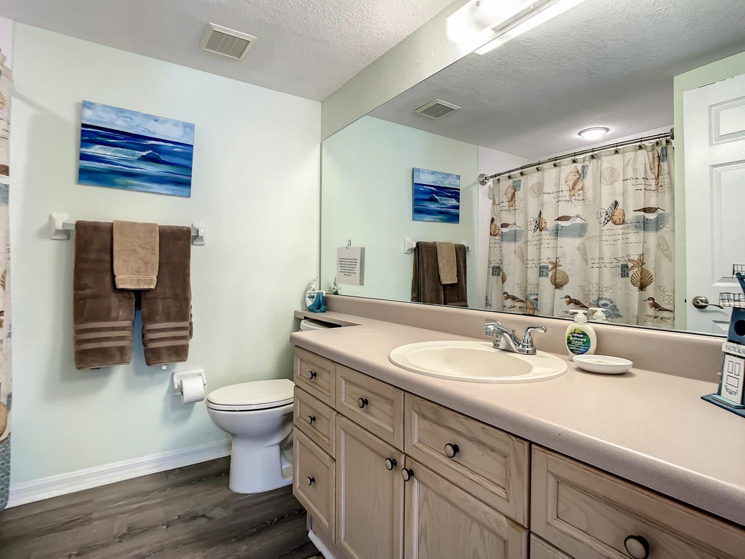 Gorgeous Oceanwalk Condo on the corner with superb views of the ocean. OW1-201