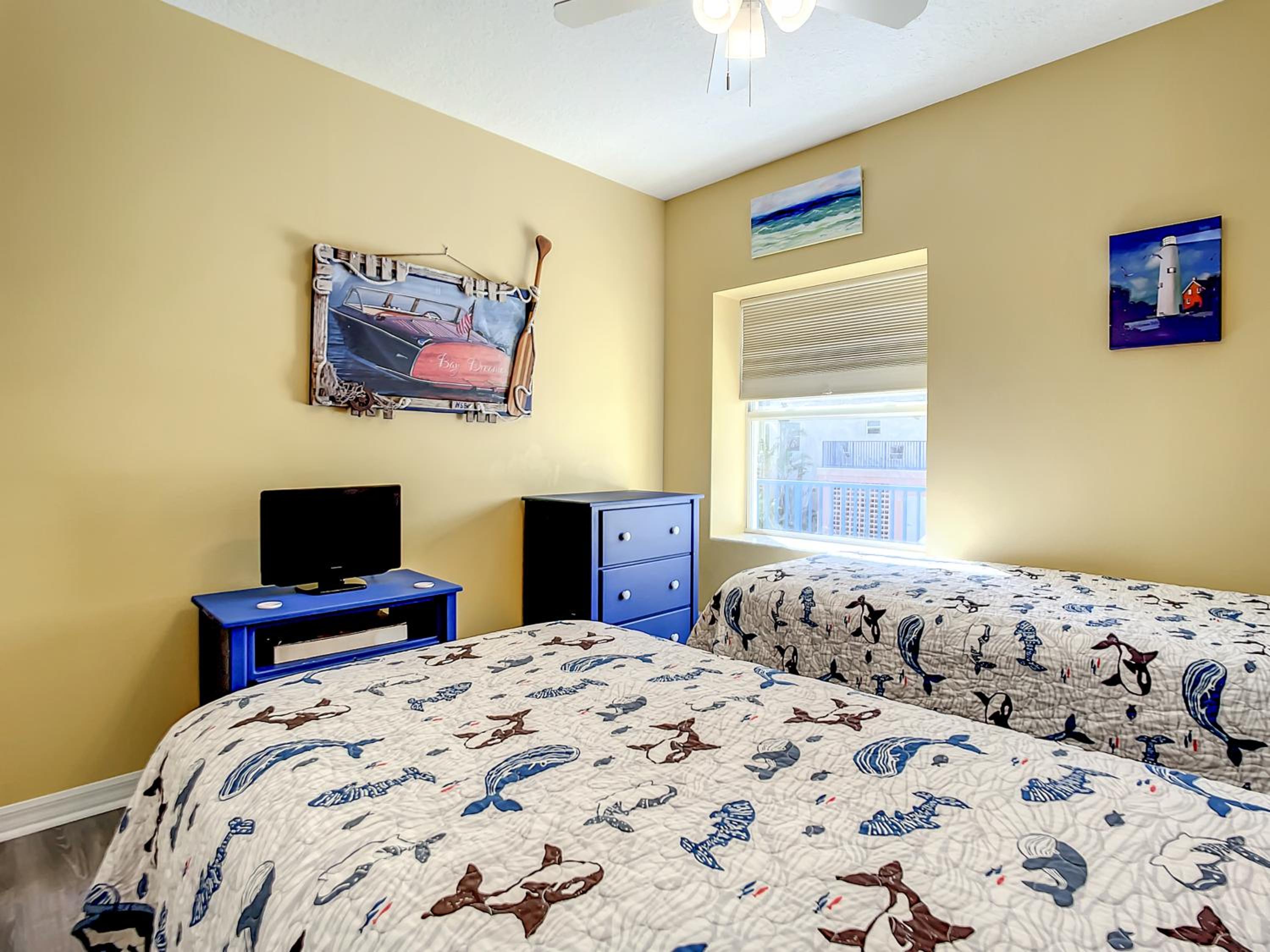 Gorgeous Oceanwalk Condo on the corner with superb views of the ocean. OW1-201