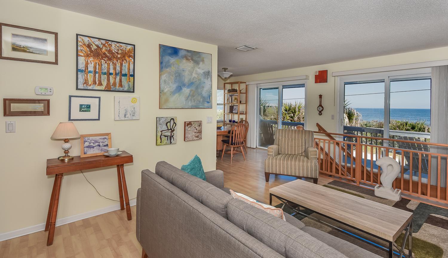 The Artist Beach House- Beachfront - 6298S view 4
