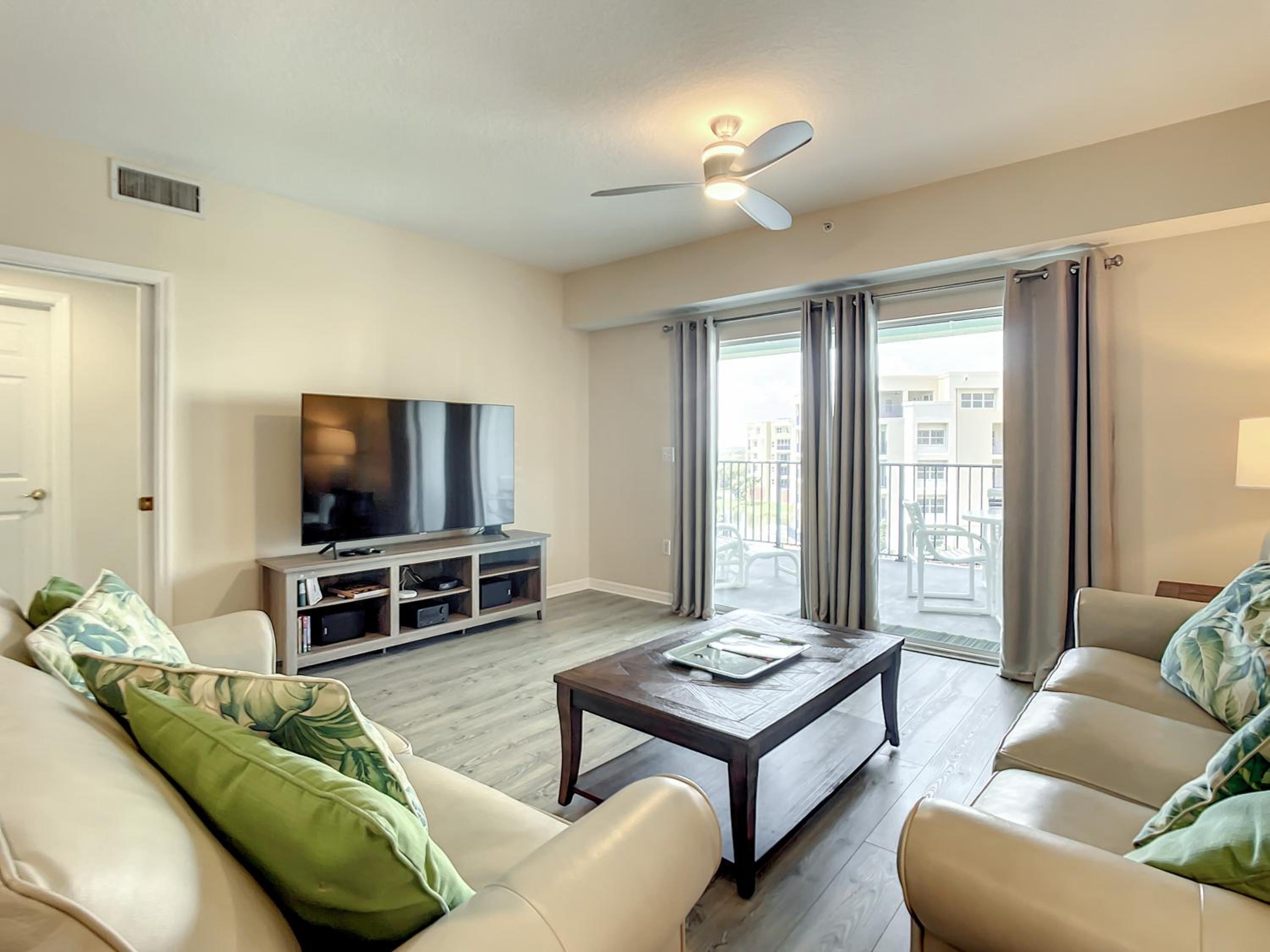 Stunning 22 Condo with peek-a-boo views of the ocean across the street. OW1-505 view 4