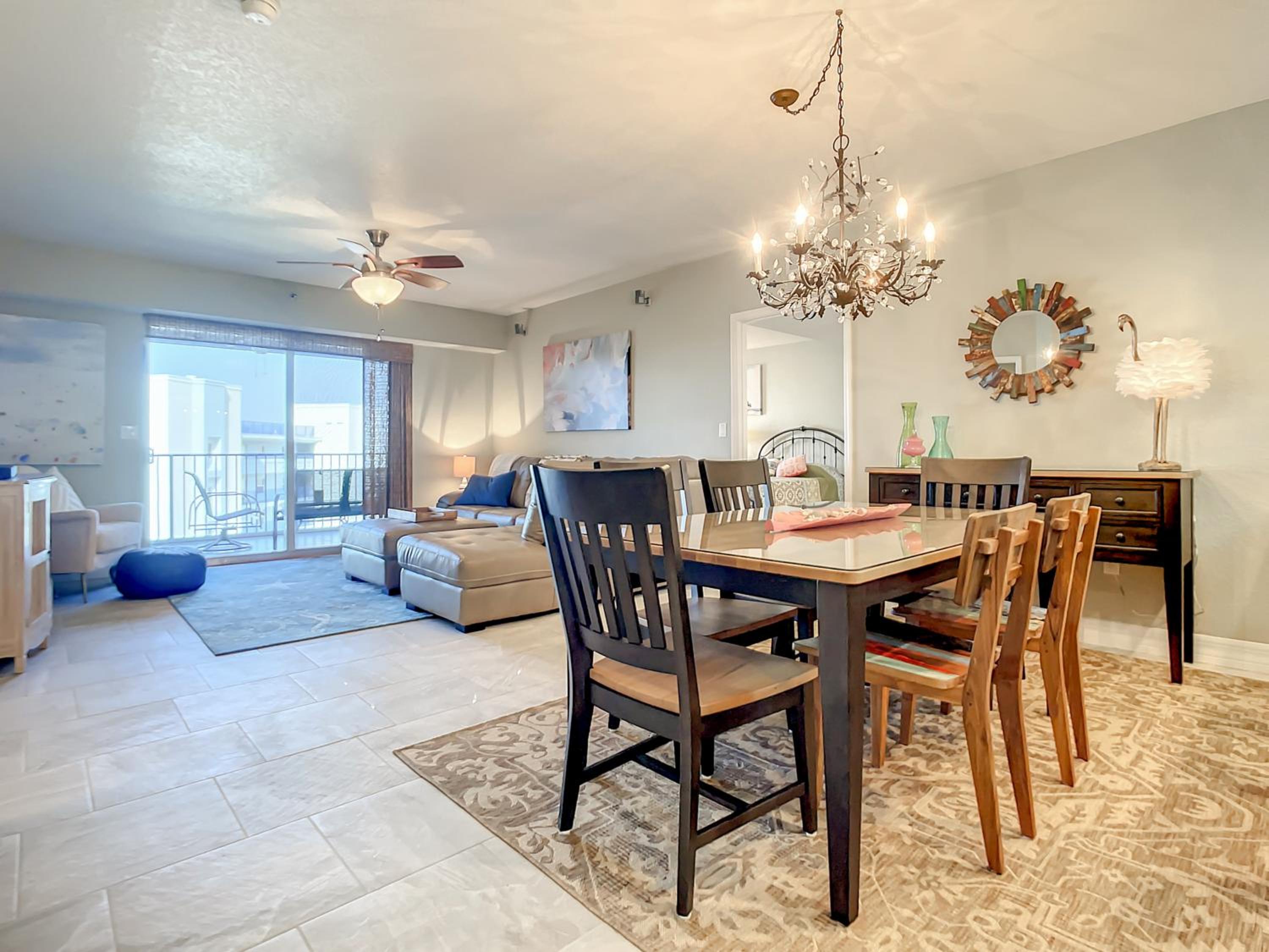 Oceanwalk Jr. Penthouse - Close to Pool Beach Access OW14-604 view 5