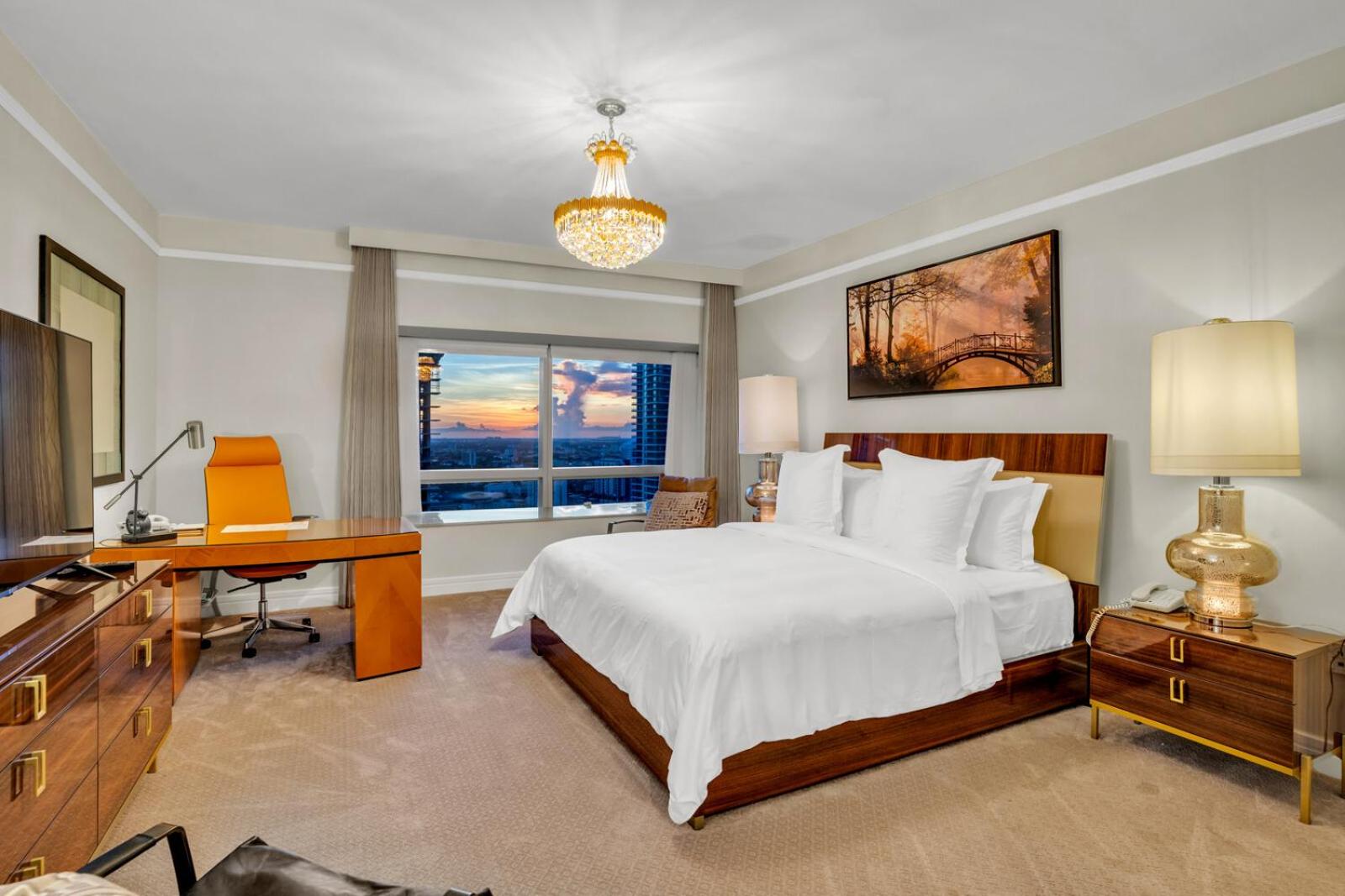 2 Bedroom OR King Studio Suites Four Seasons Hotel Miami Free Wi-Fi & Free Parking