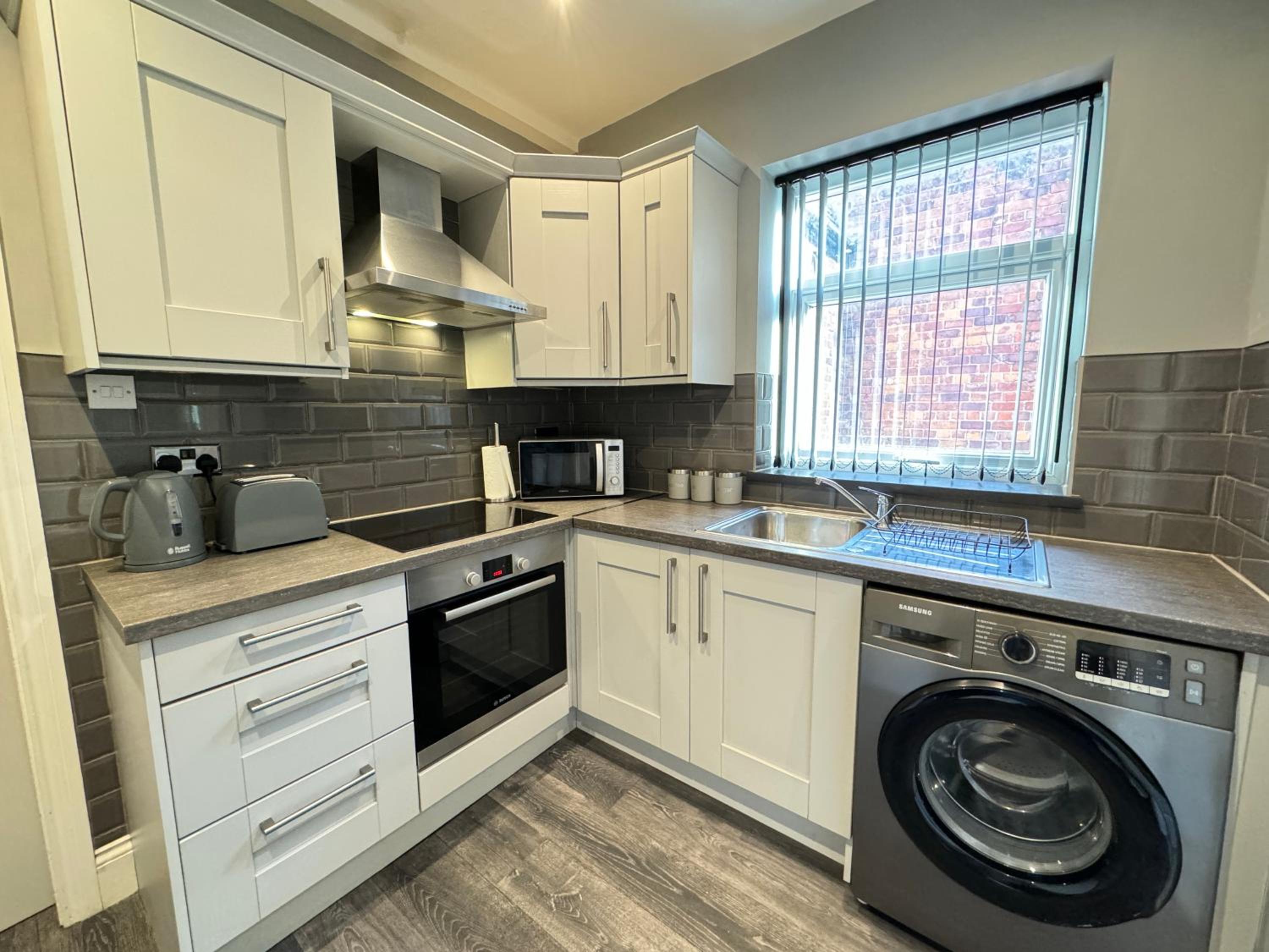 Seaviews Apartment 2, Whitley Bay Sea Front