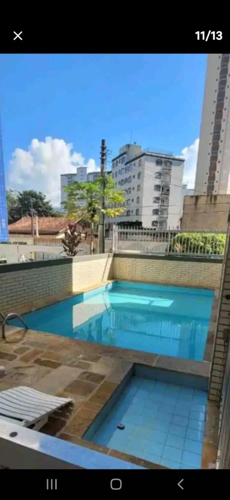 A180m da praia de Vila Caiçara