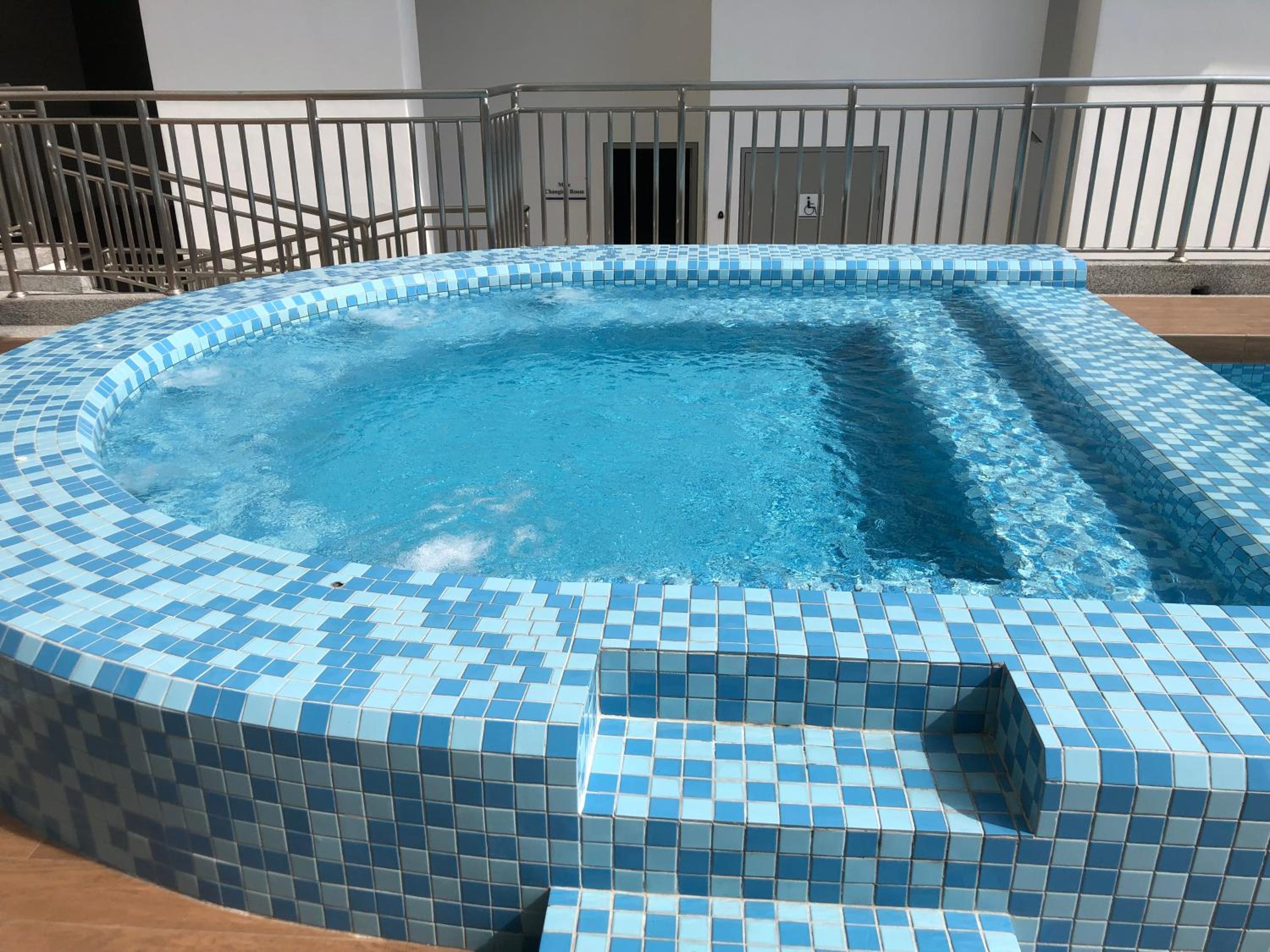 TR Residence 3R2B Serviced Apt 5-6pax HKL,IJN,PWTC KL