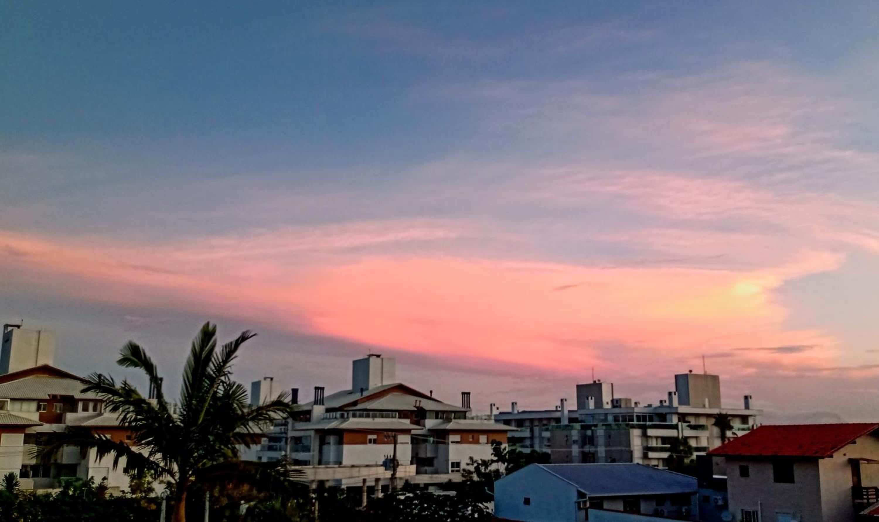 Deixe a energia fluir e contaminar suas férias.