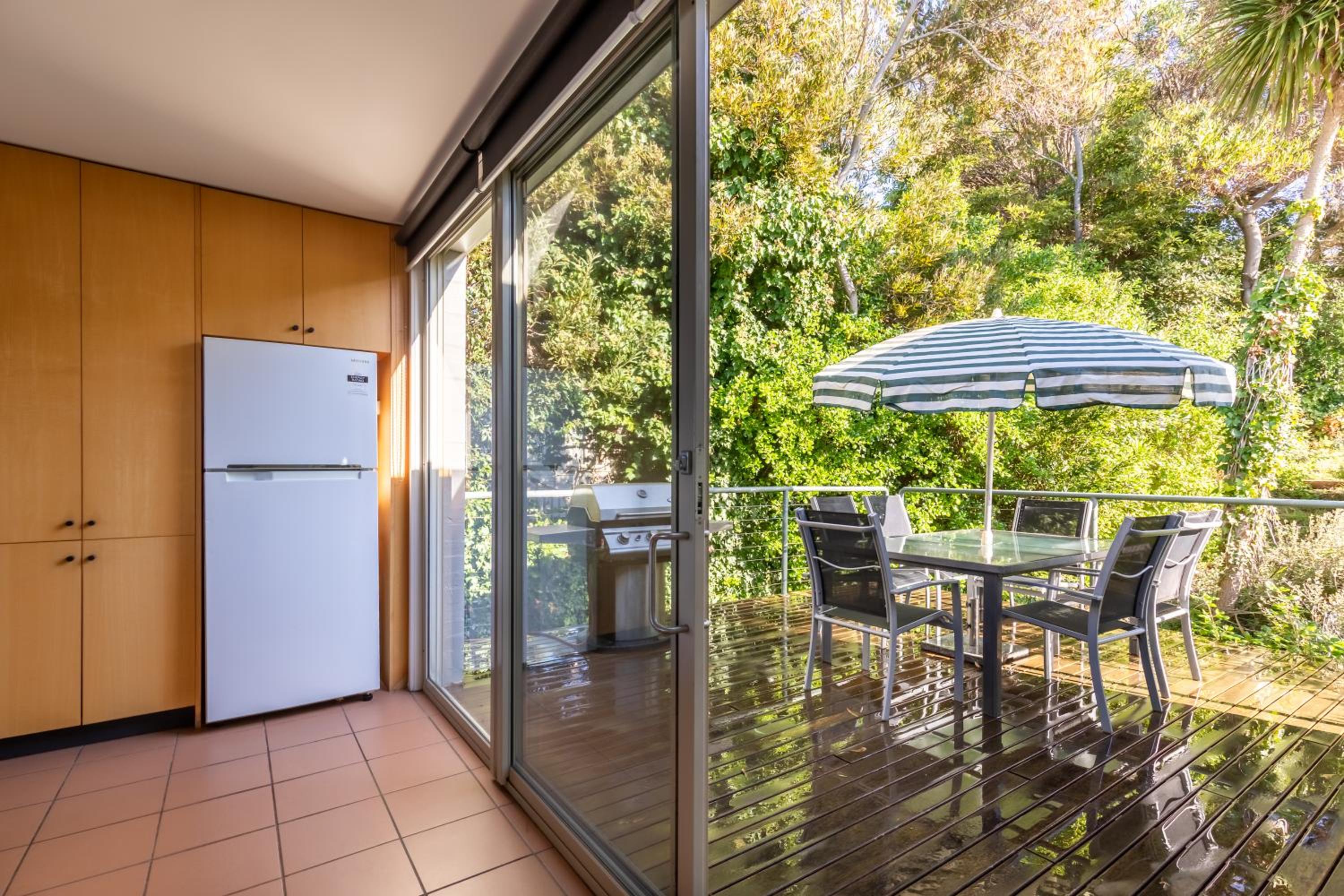 escape@83 Great Ocean Road Lorne Vic