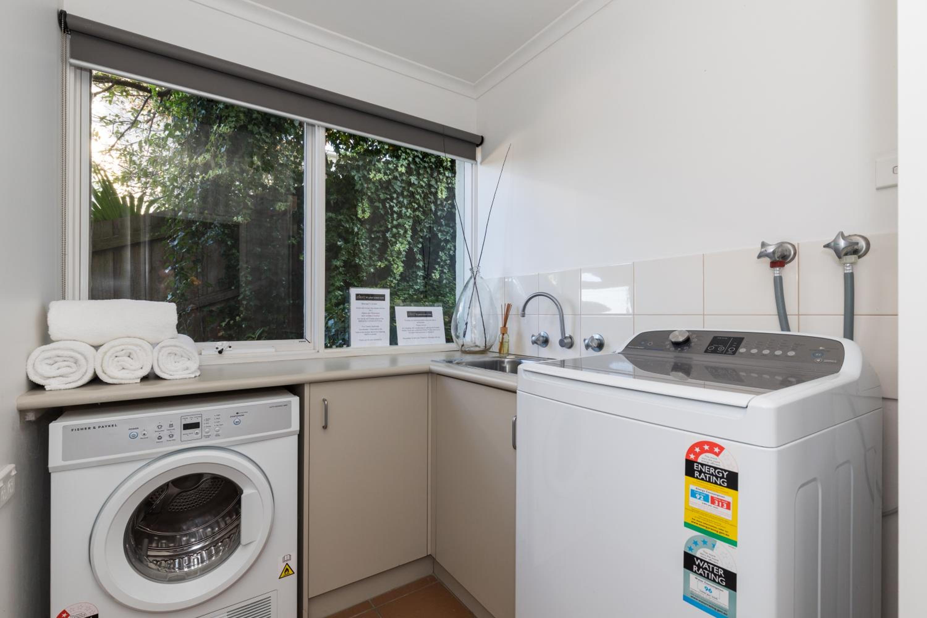 escape@83 Great Ocean Road Lorne Vic