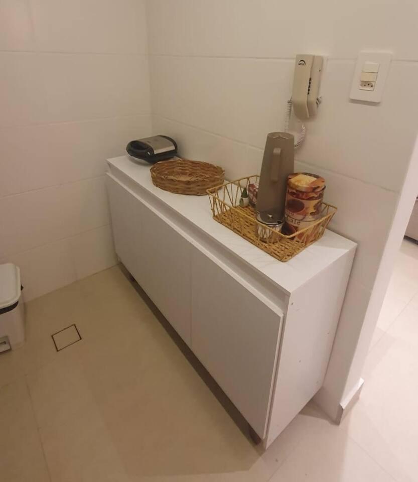 Apto Enseada Guarujá com Terraço Gourmet a 5 minutos da praia