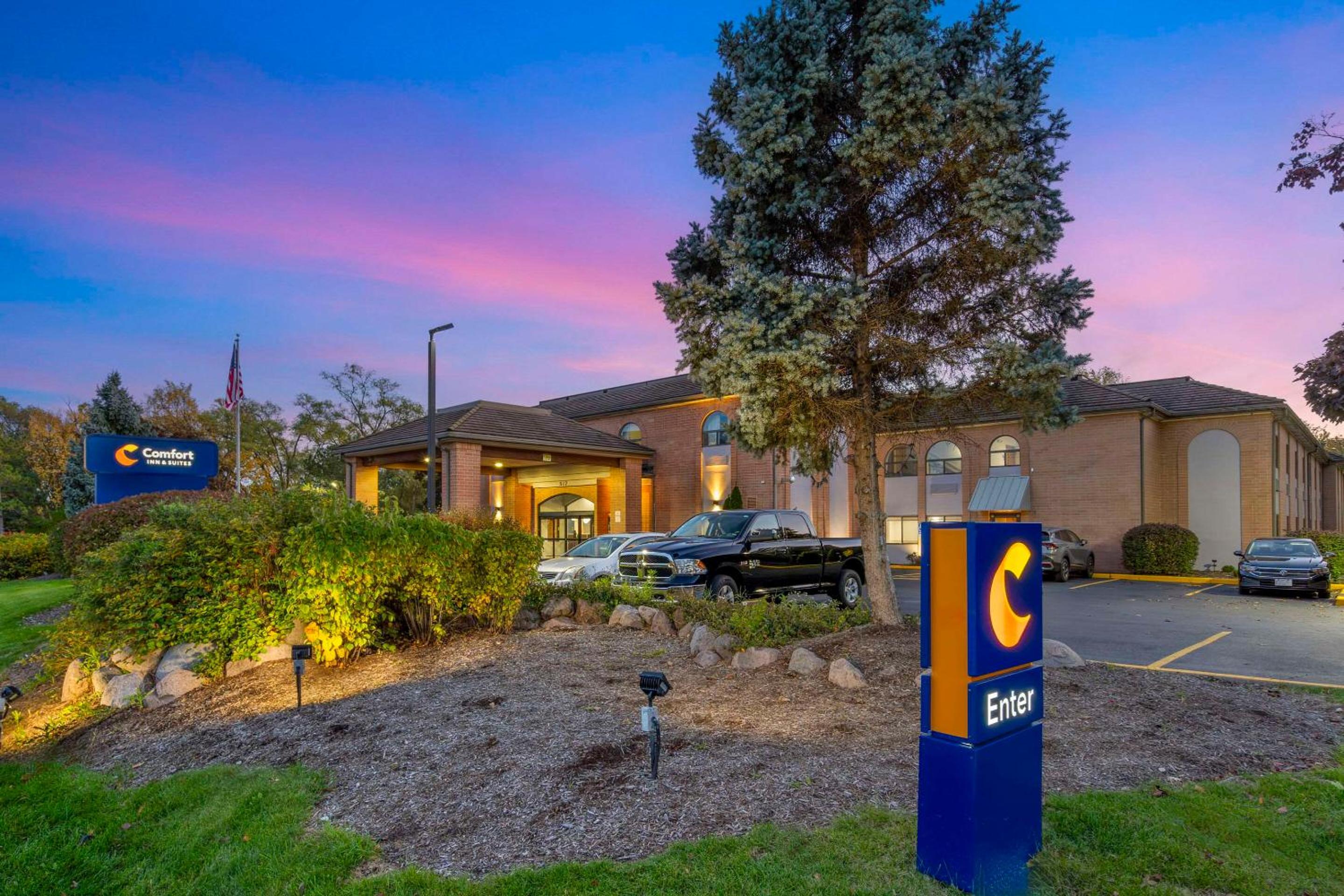 Comfort Inn Suites Mundelein-Vernon Hills - Property Image 28