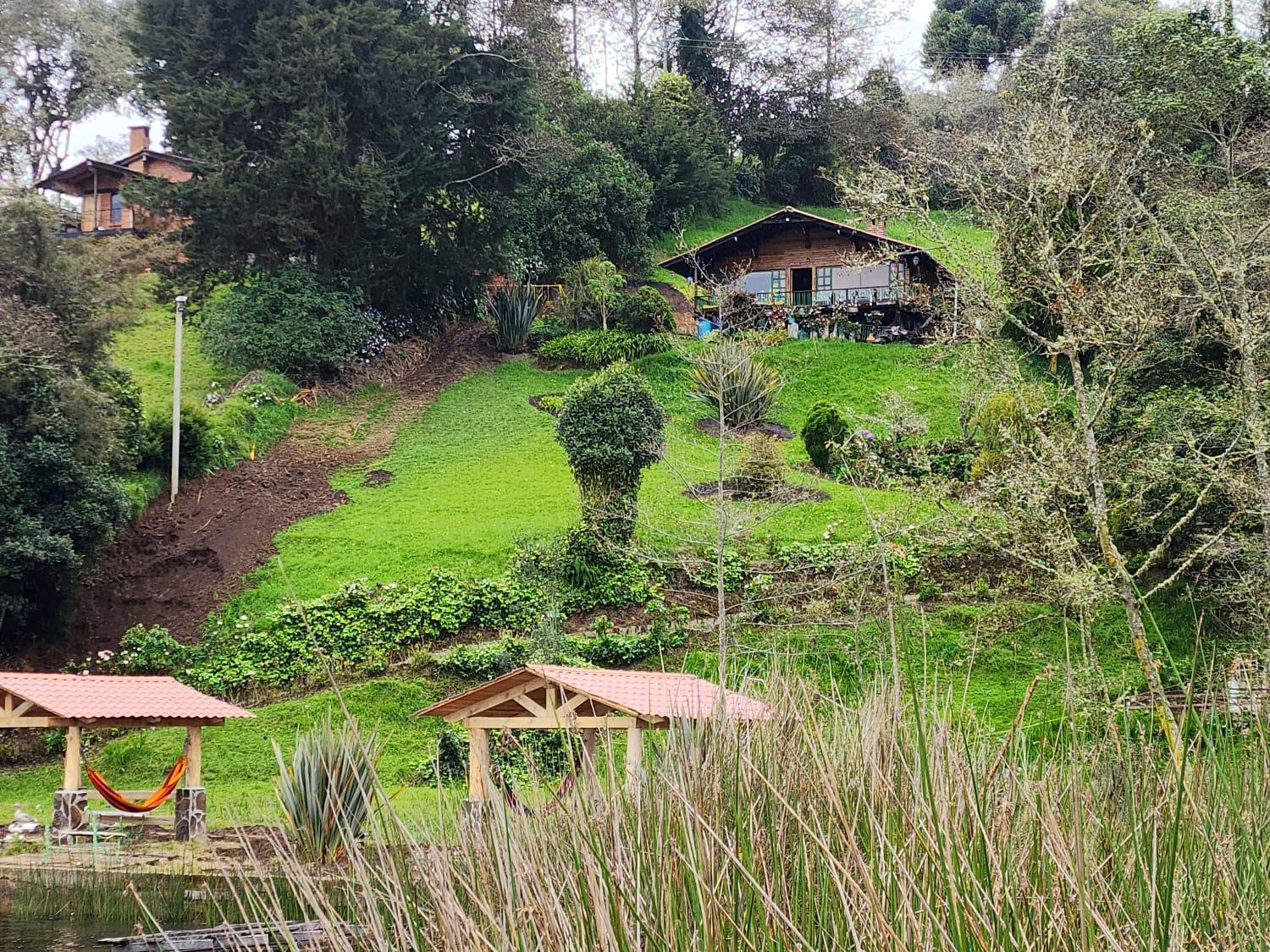 cabañas Arcoíris del lago Nº 5