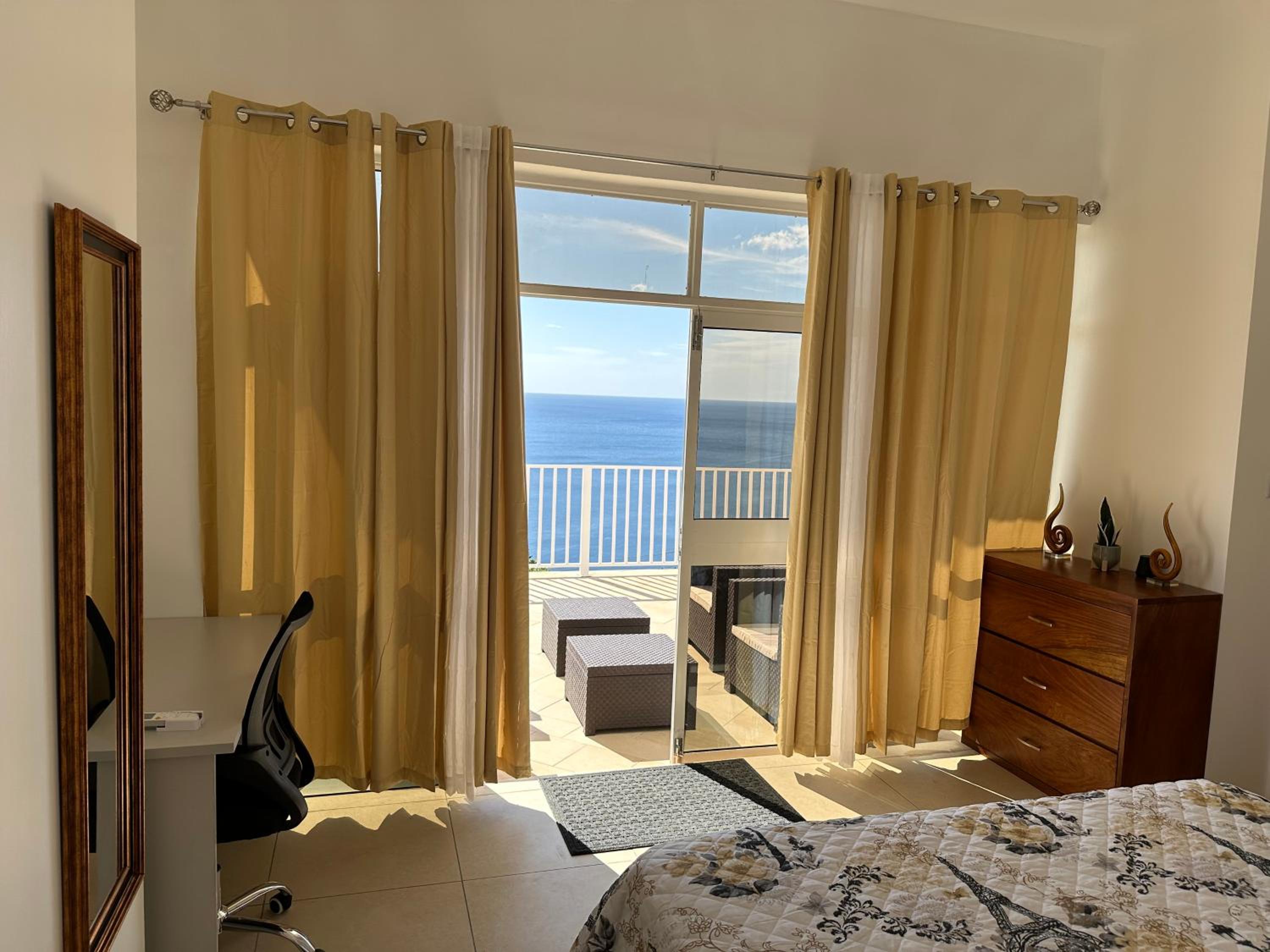 ElDorado Guesthouse & Car Rental