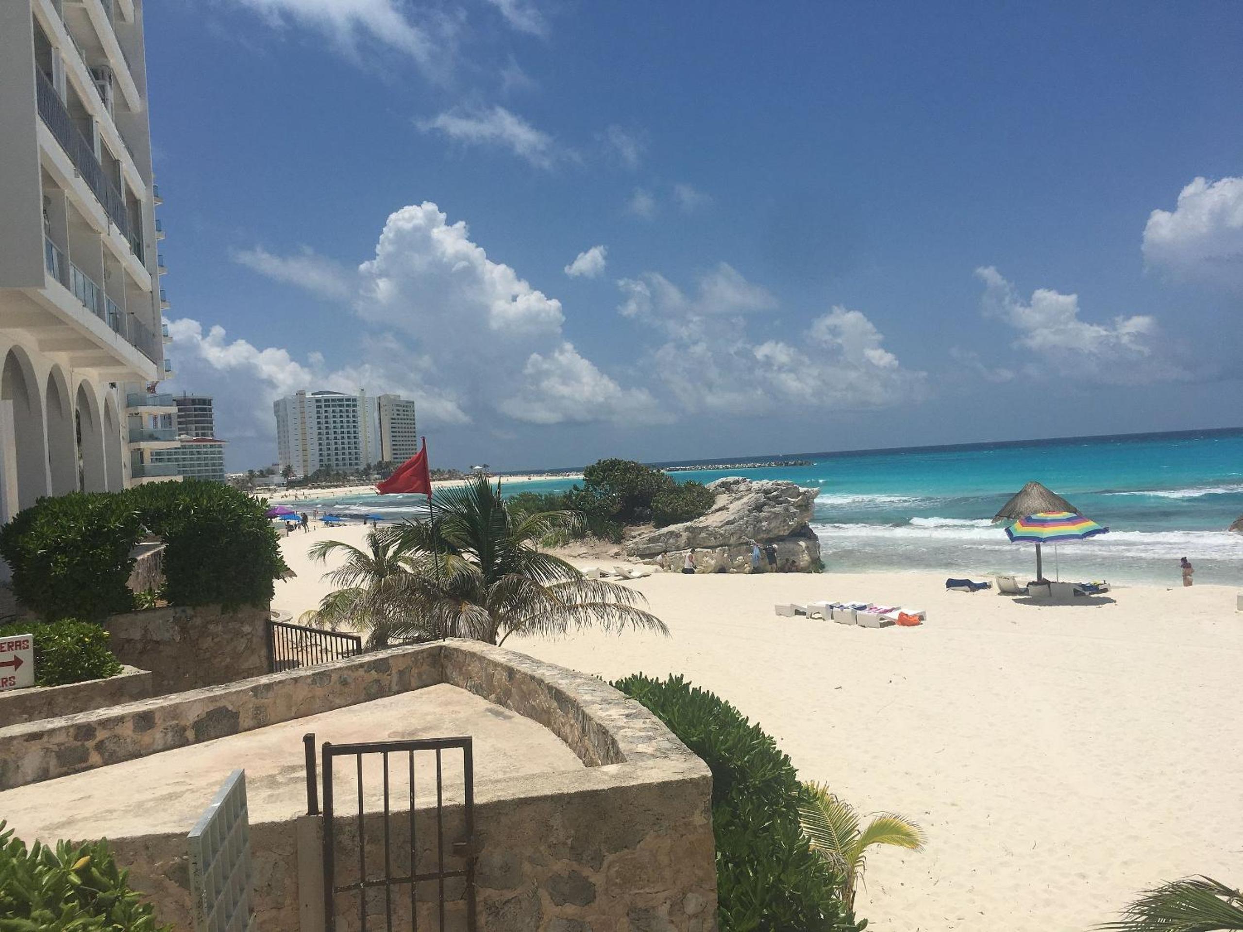 Beautiful Beach Front Pent House in Cancun!!!