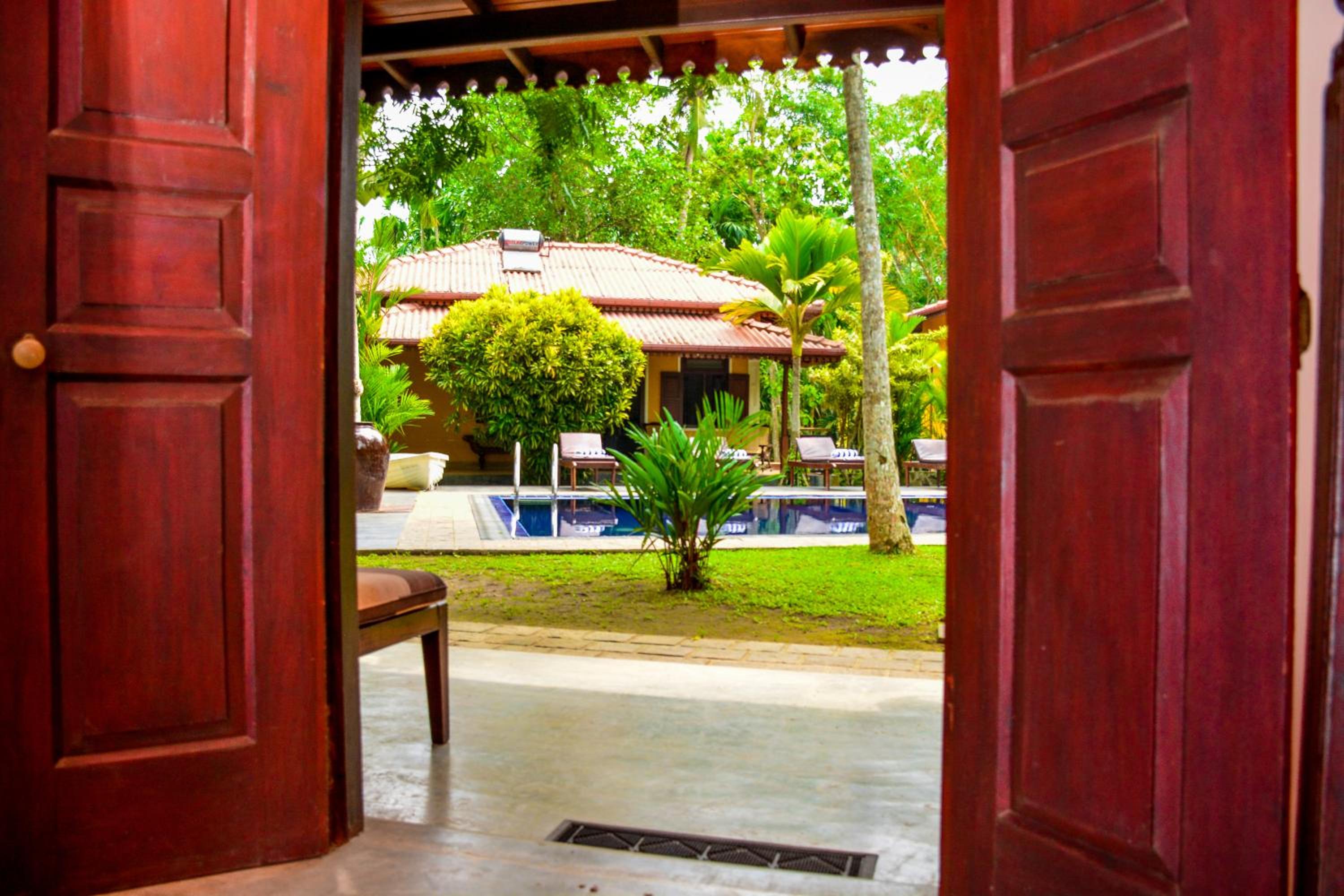 Araliya Gardens Hotel