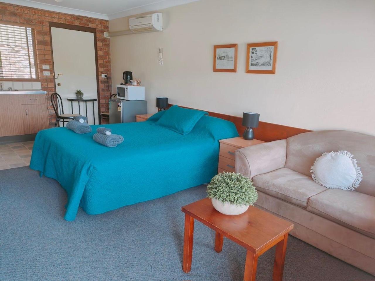 Hills of Gold Motel at Nundle view 5