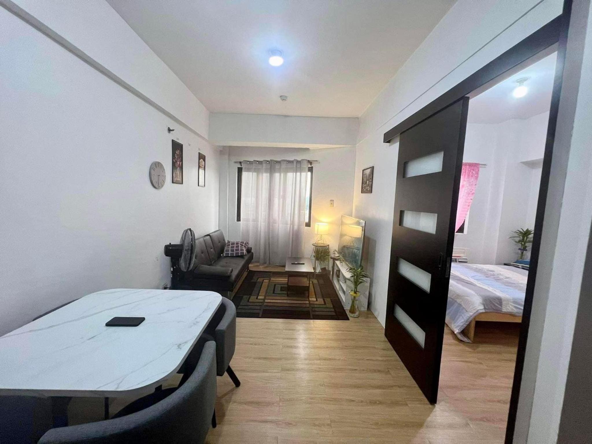 One bedroom condo in Eastwood Quezon city view 5