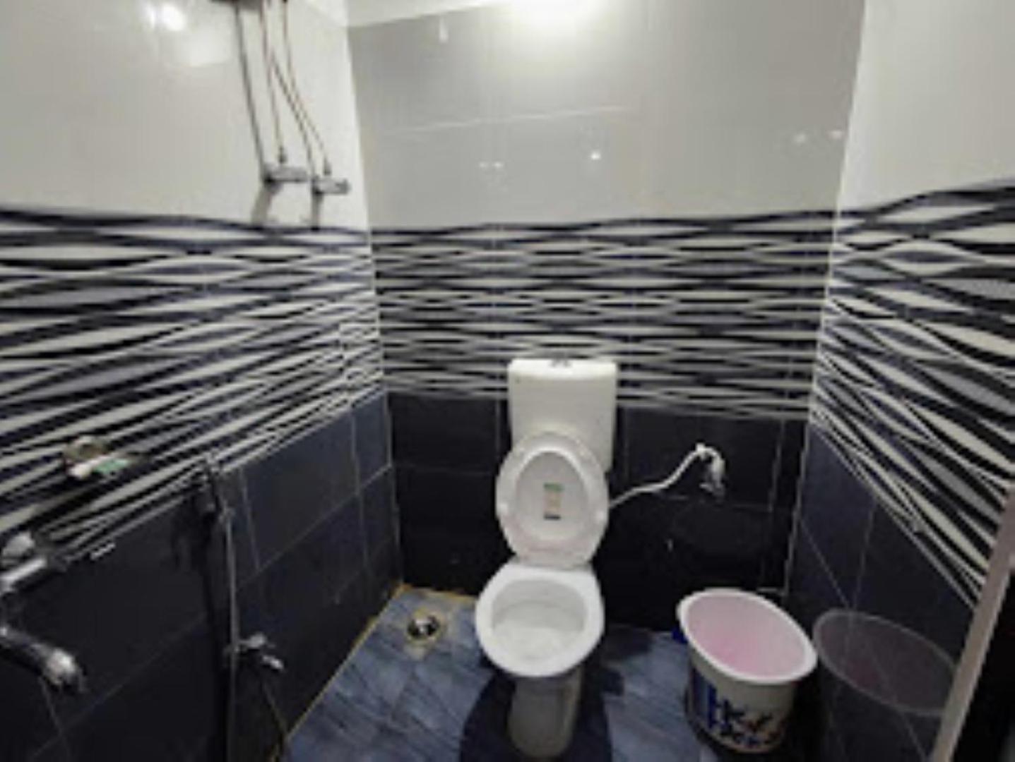 Hotel Kanha Shyam Madhubani