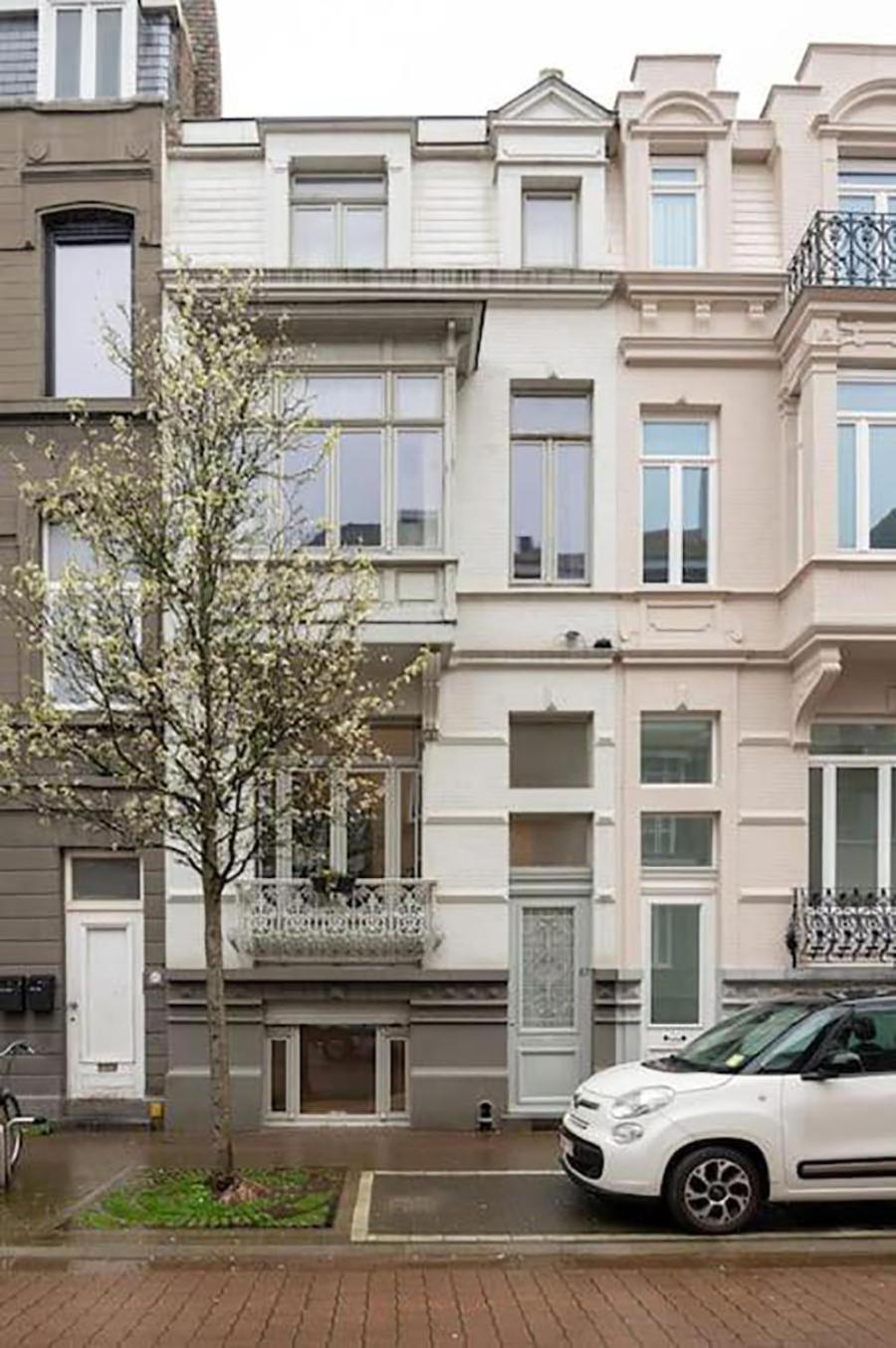 Spacious 7-Bed House in Oostende City