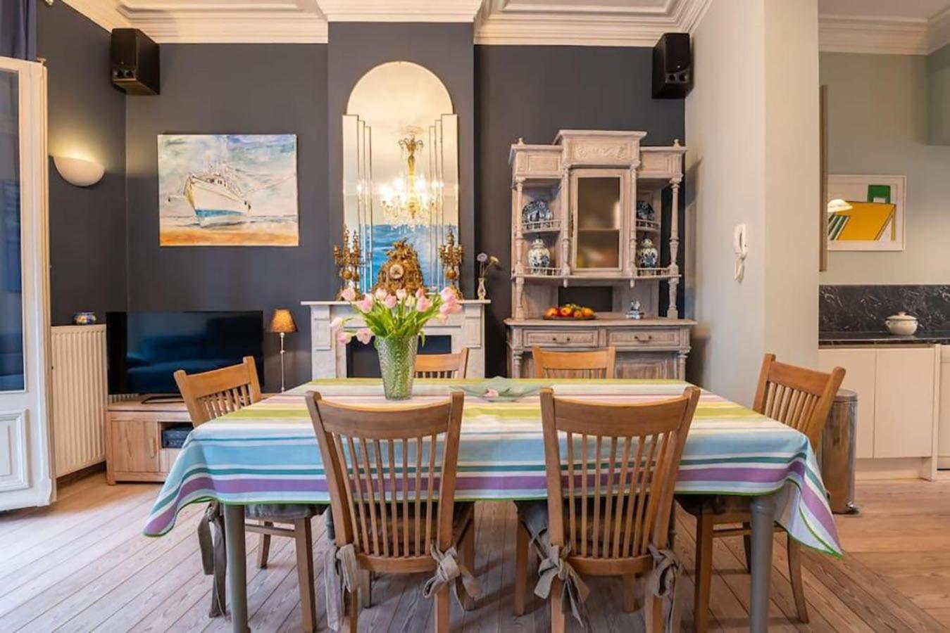 Spacious 7-Bed House in Oostende City
