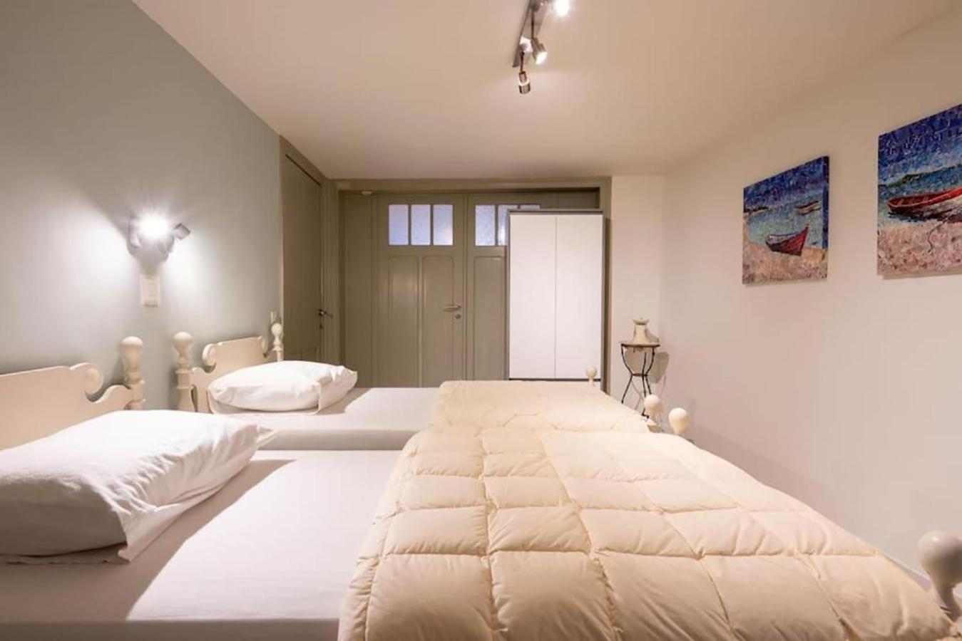 Spacious 7-Bed House in Oostende City