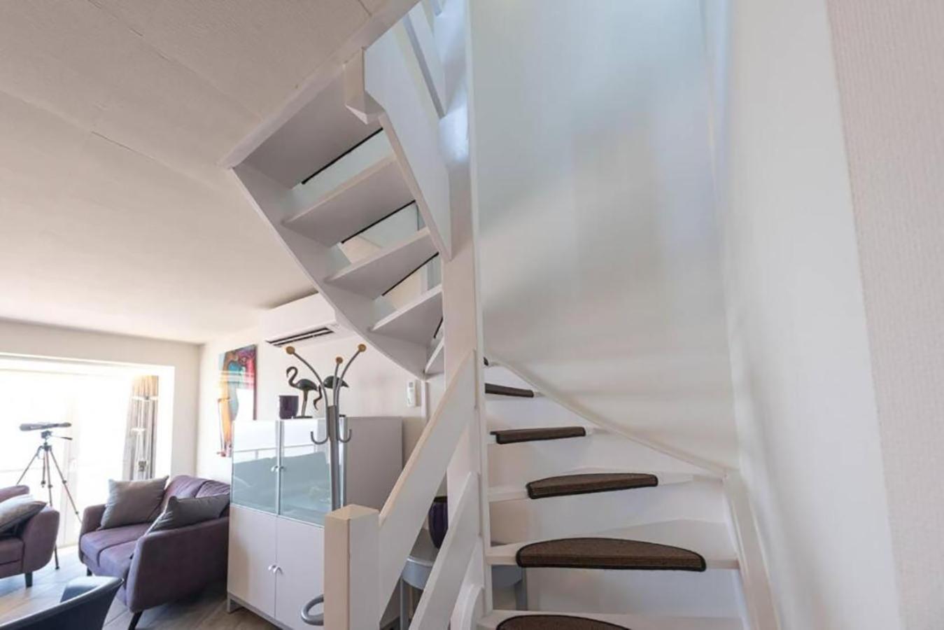 Fraval - Beachfront Apartment with Sea Views in Middelkerke