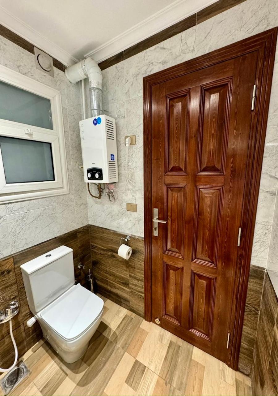 Riverfront Apartment 1
