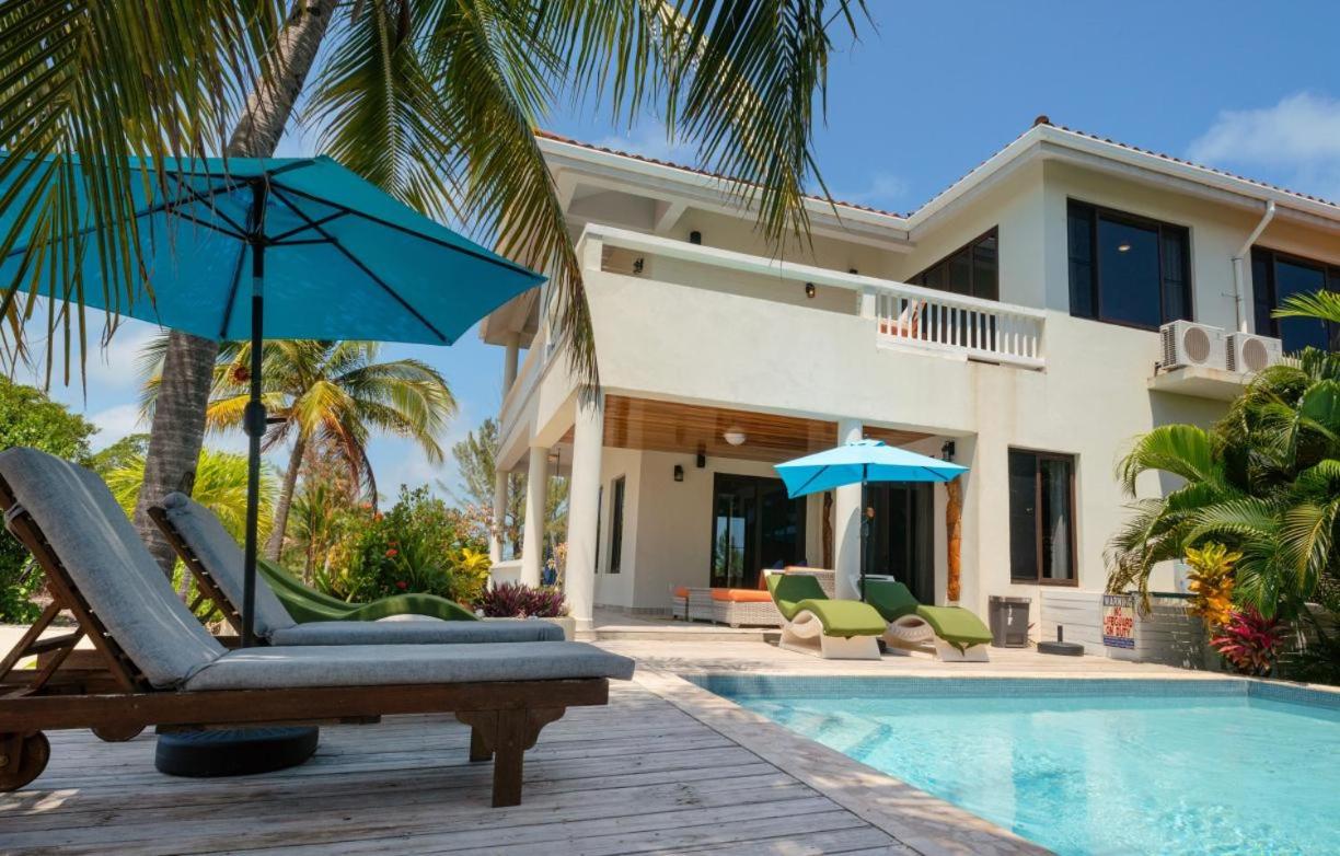 Island Time Gecko - Private Island Beachfront Villa 1 Min From Village