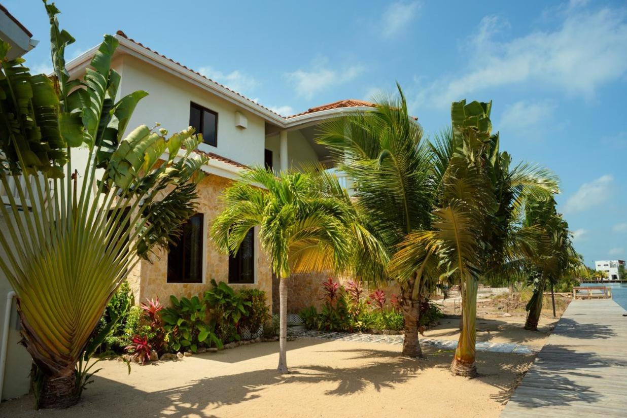 Island Time Gecko - Private Island Beachfront Villa 1 Min From Village
