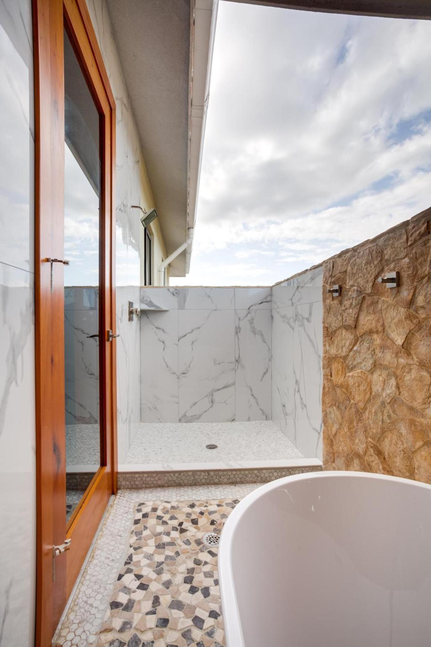 Island Time Gecko - Private Island Beachfront Villa 1 Min From Village