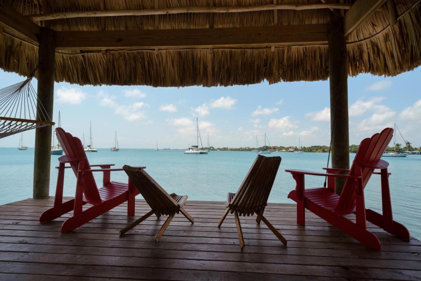 Island Time Gecko - Private Island Beachfront Villa 1 Min From Village