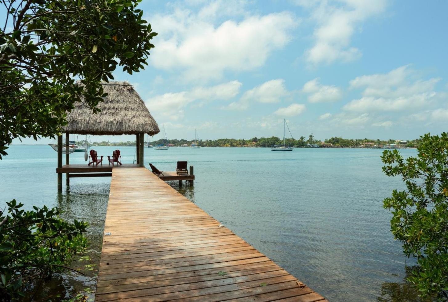 Island Time Gecko - Private Island Beachfront Villa 1 Min From Village