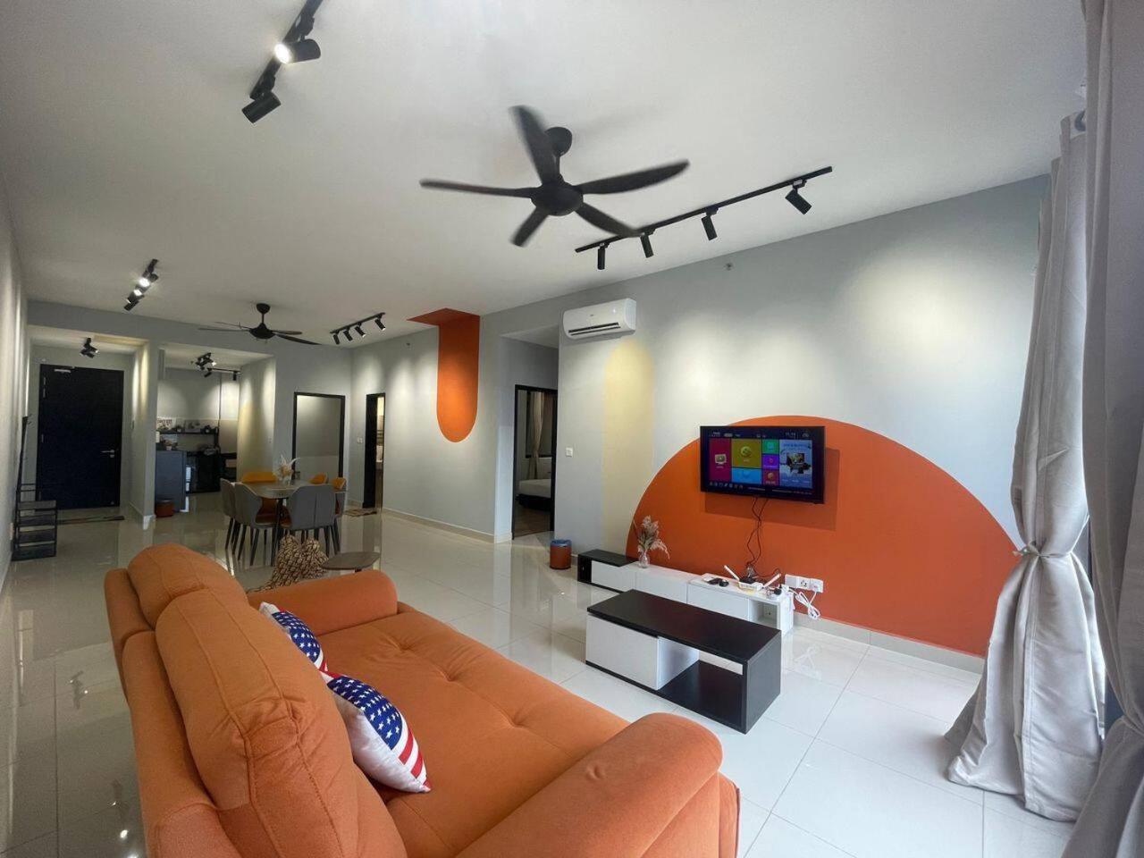 The Apple Residence 3BR with 10 Pax - 1KM to Jonker photo 2