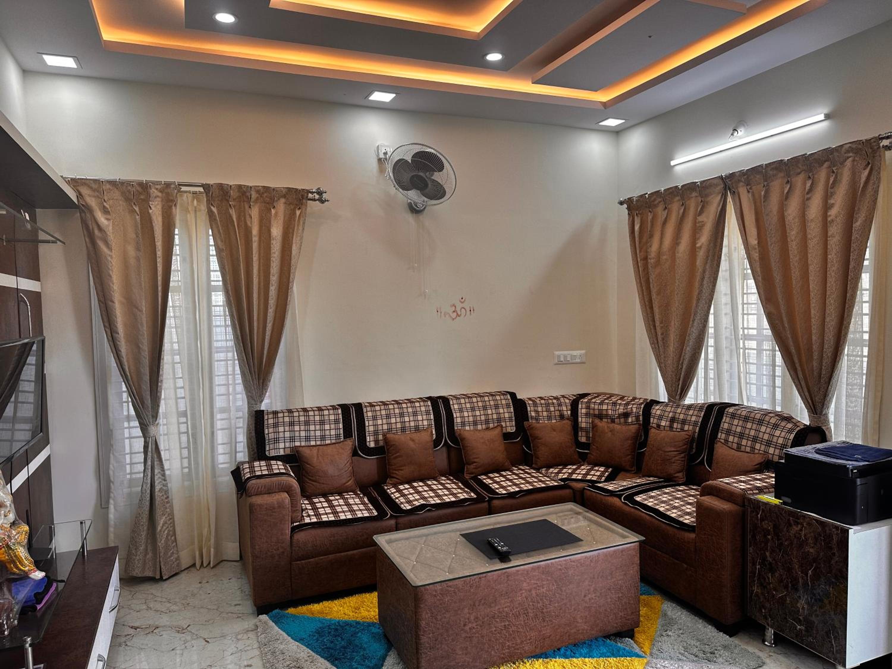 DEEYA Home Stay - A Luxury Family Guest House
