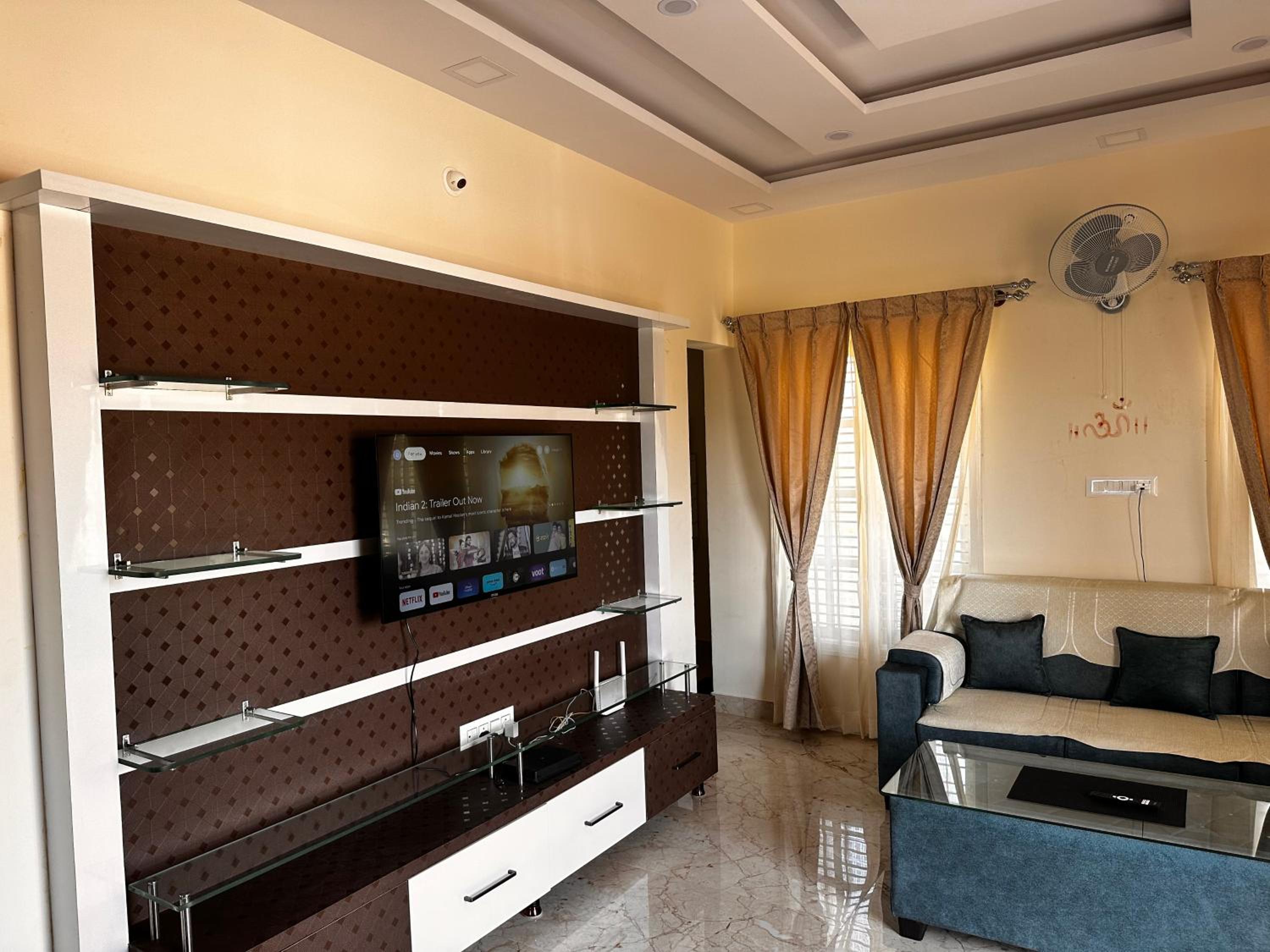 DEEYA Home Stay - A Luxury Family Guest House