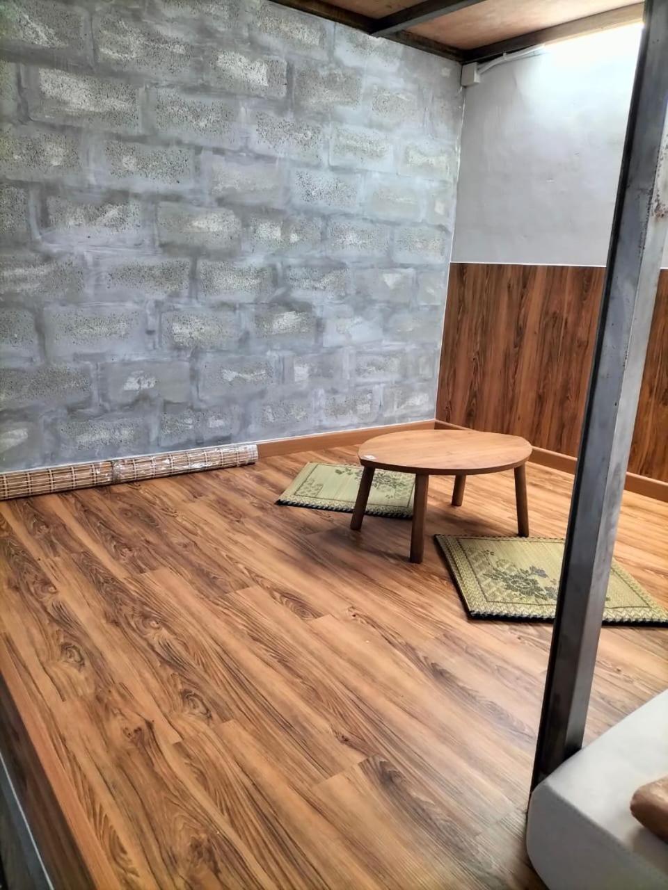 E HOME 2 KULAI-Tatami house photo 5