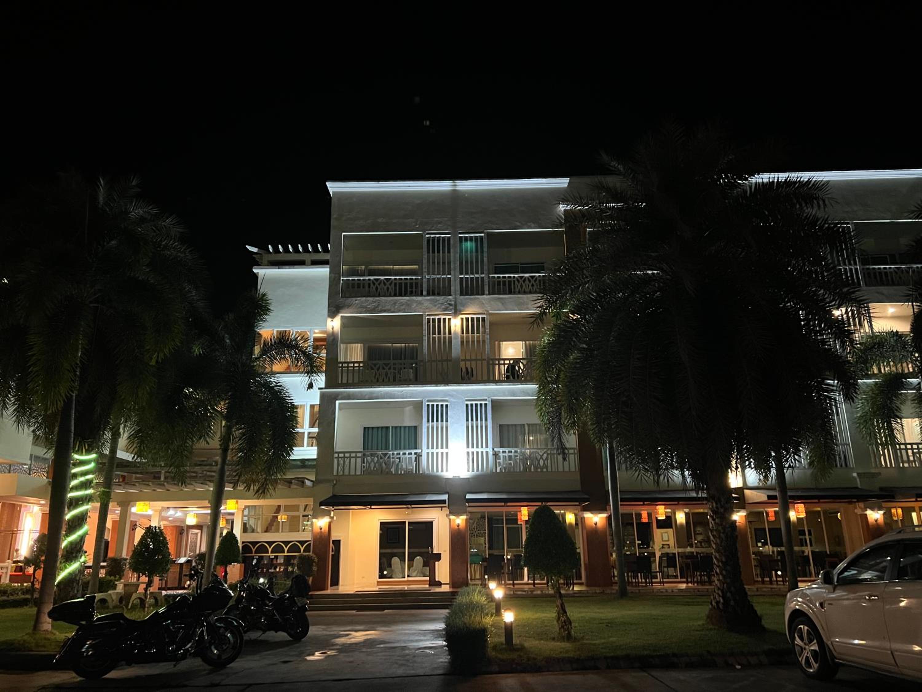 Krabi Front Bay Resort