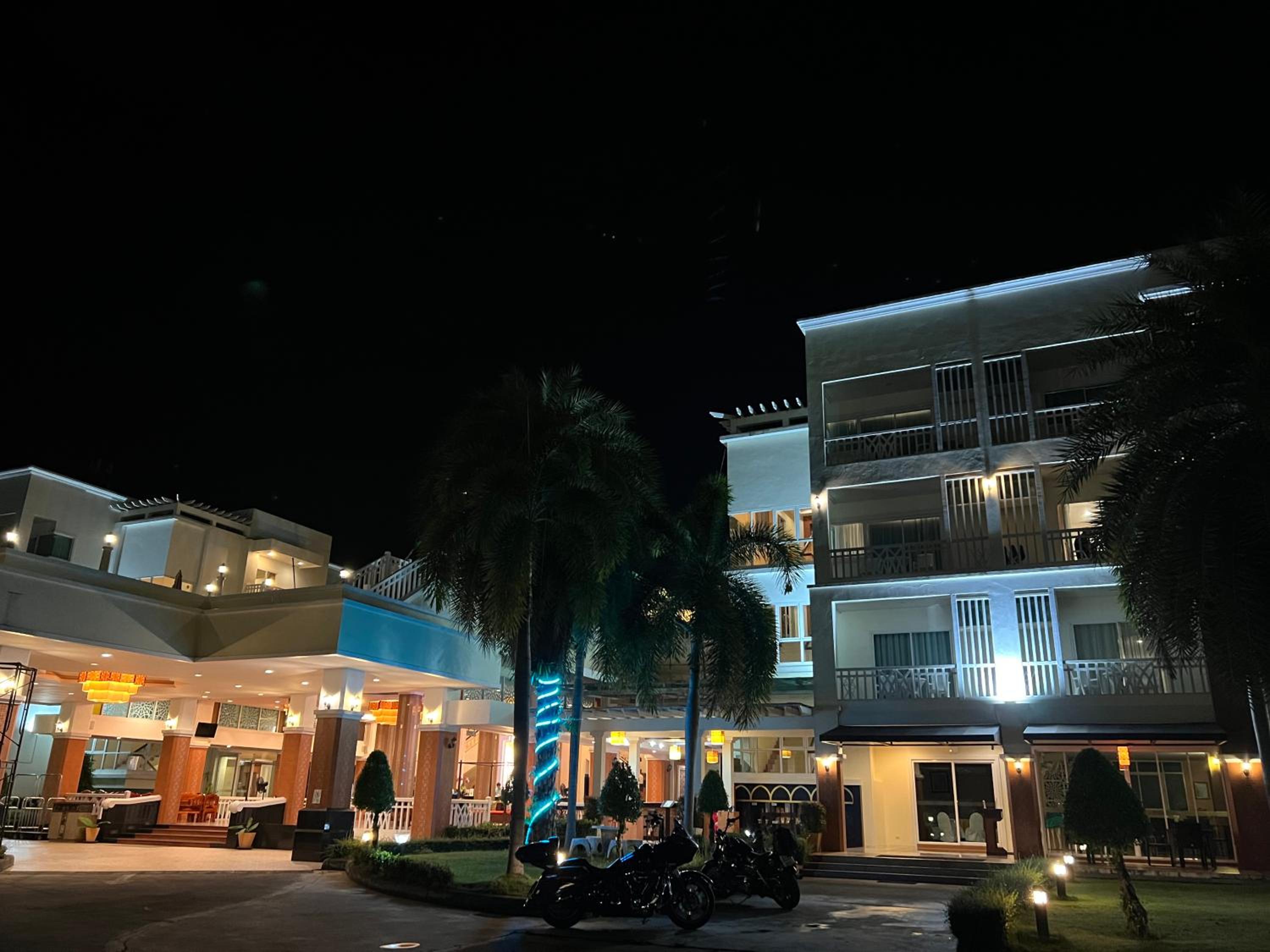 Krabi Front Bay Resort